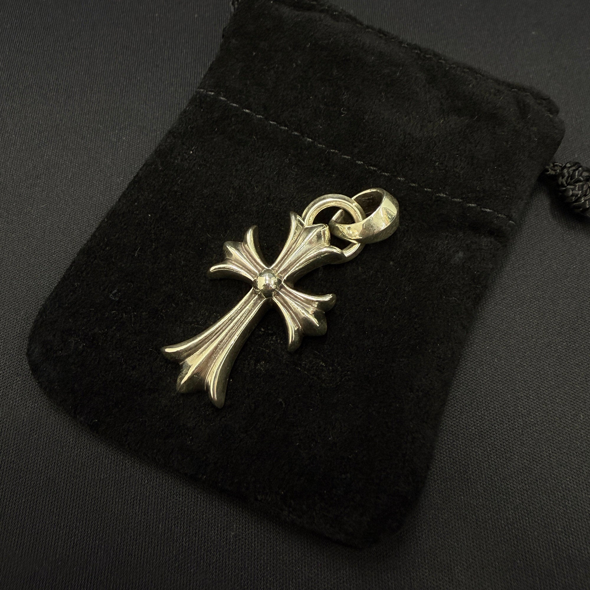 CHROME HEARTS Small CH Cross Pendant With Bail クロムハーツ スモール CHクロス ペンダント ウィズ ベイル シルバー925