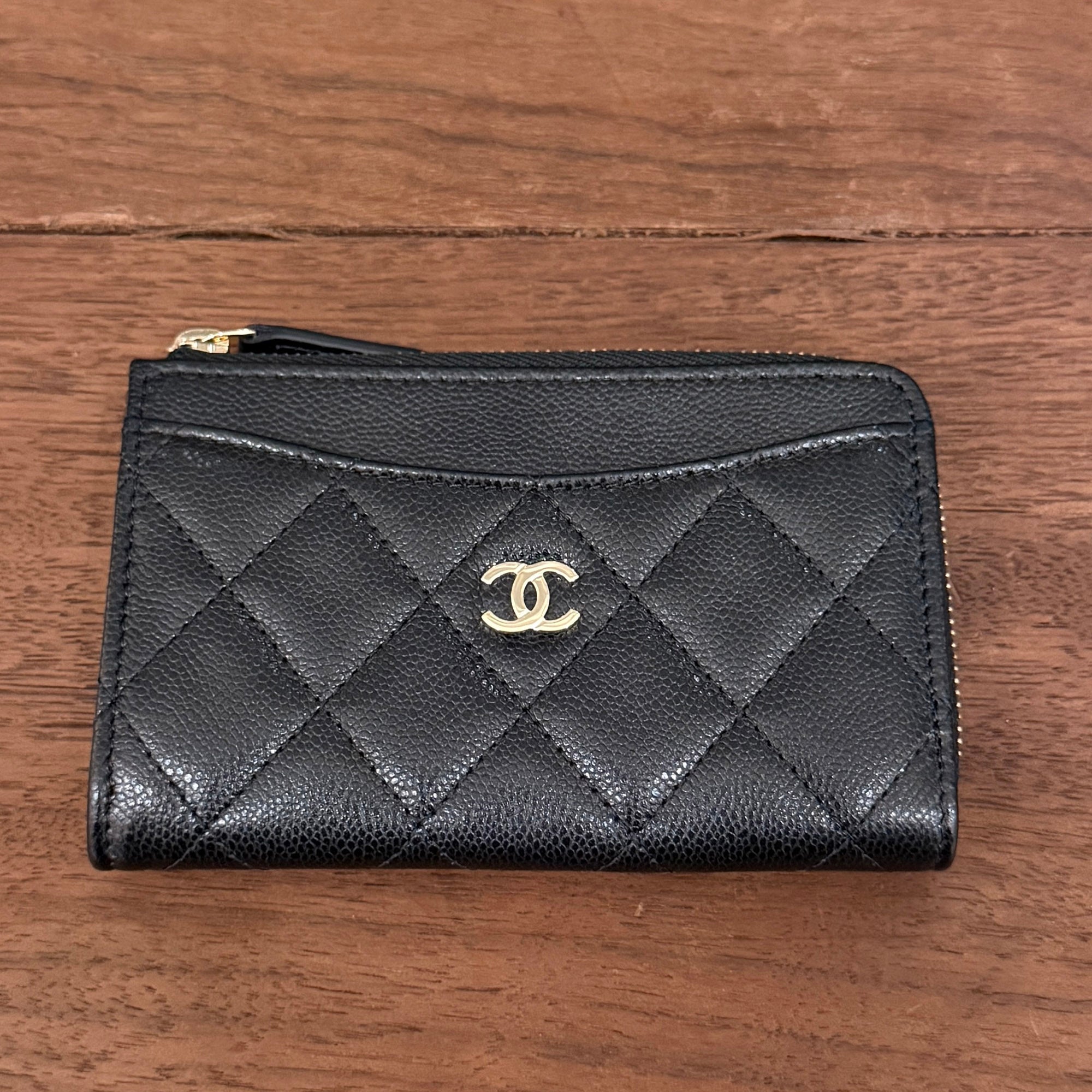 CHANEL Matelassé Classic Zip Fragment Case AP3179 シャネル 24P マトラッセ クラシック ジップ フラグメントケース