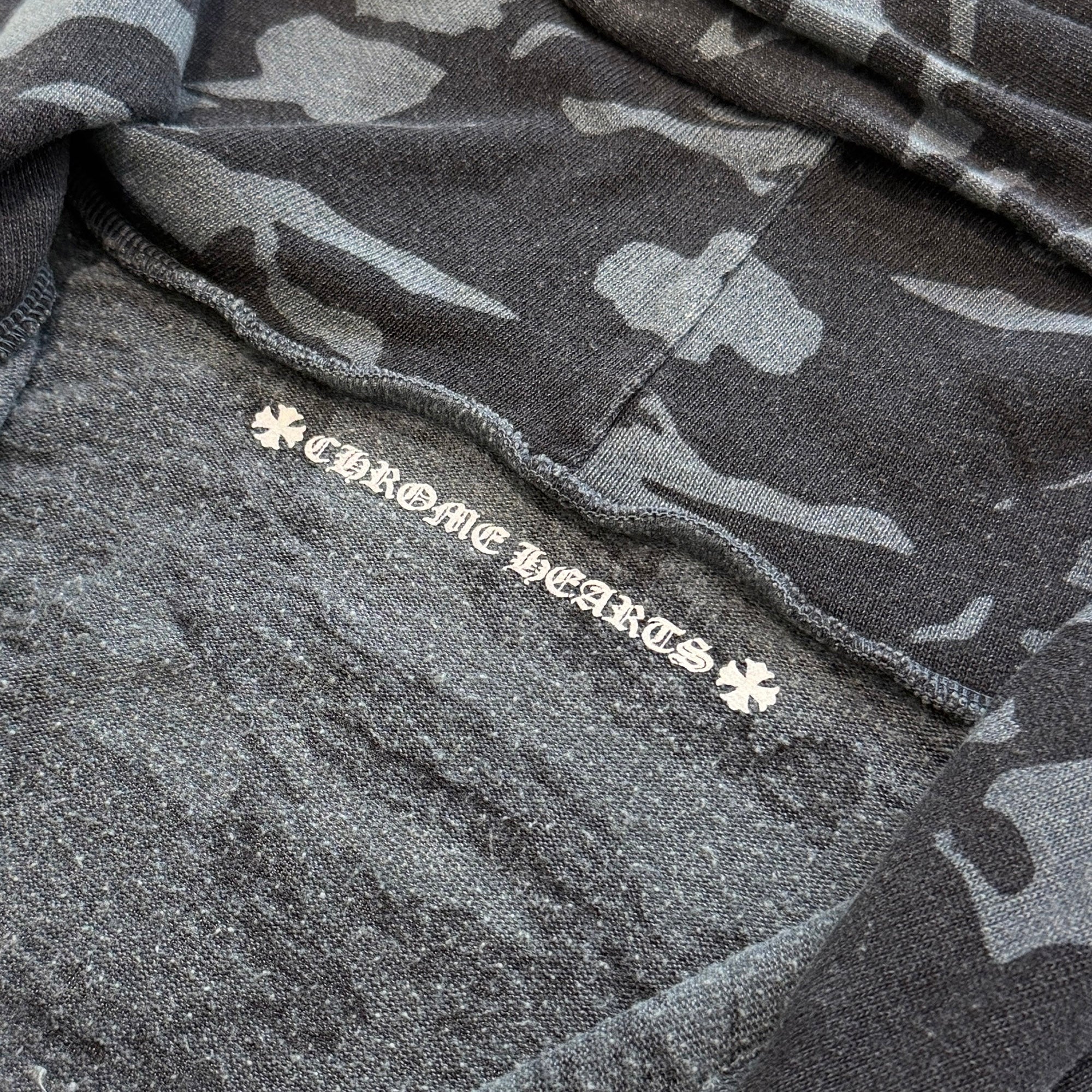 CHROME HEARTS × MATTY BOY Camouflage Vertical Logo Zip Up Hoodie Size XS クロムハーツ × マッティボーイ カモフラージュ バーティカルロゴ ジップアップフーディー サイズXS