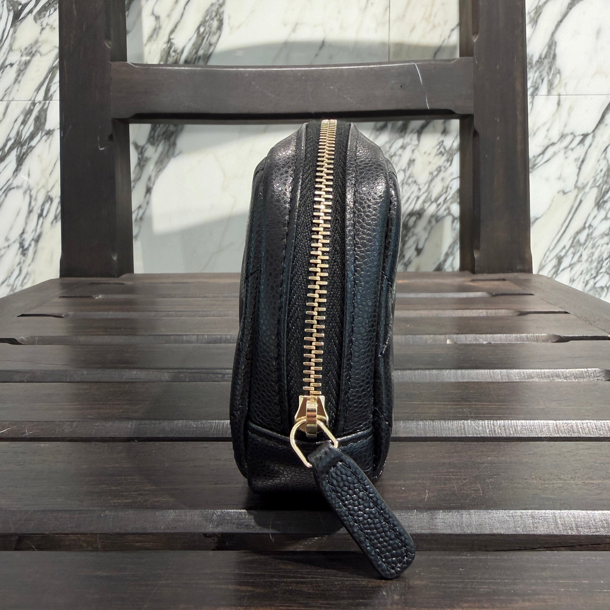 CHANEL Matelassé Grained Shiny Calfskin Coco Mark Zip Poach A80909 シャネル マトラッセ グレインドシャイニー カーフスキンココマーク ジップポーチ