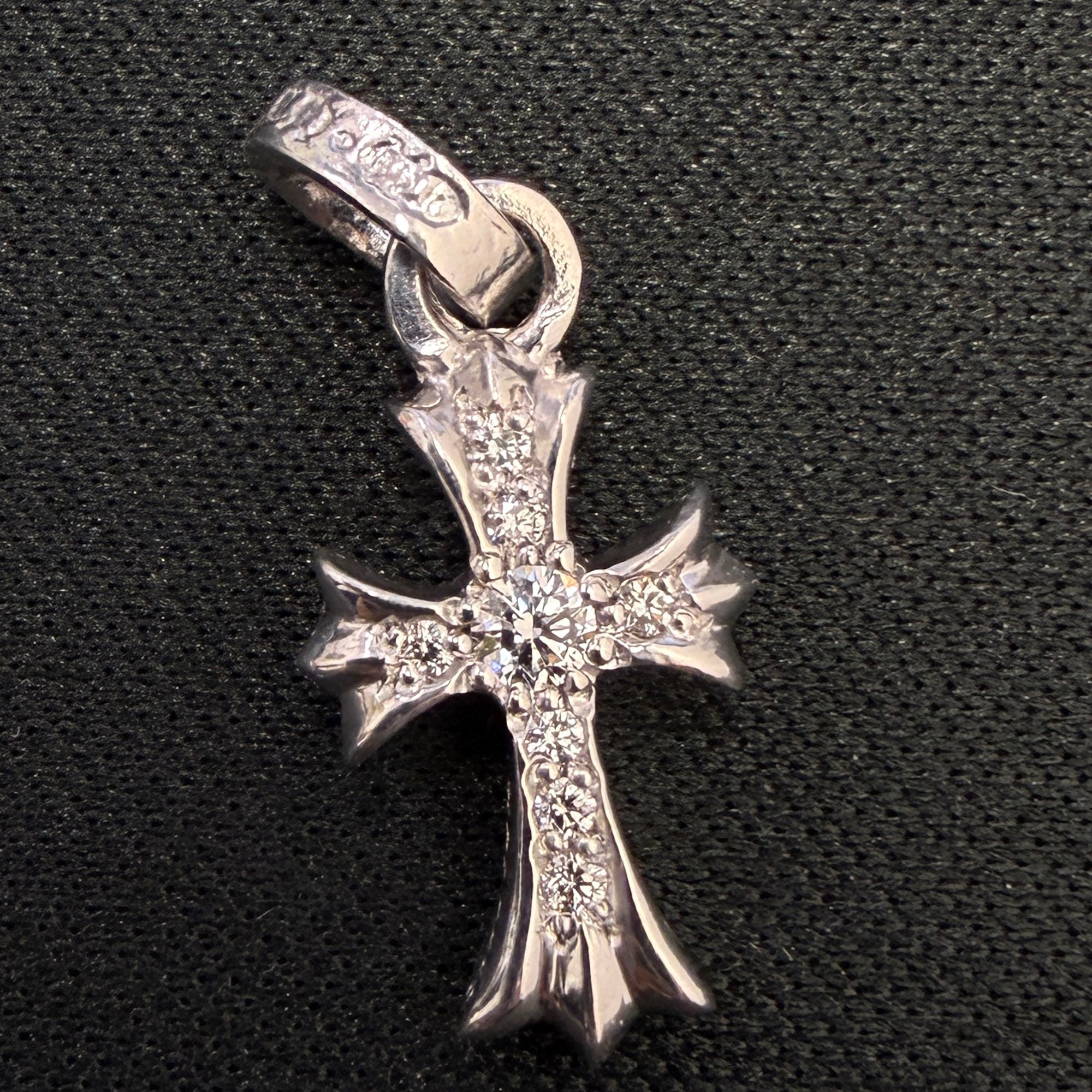 CHROME HEARTS 18K WG CH Cross Baby Fat Charm Pave Diamond クロムハーツ 18K WG CHクロス ベビーファット チャーム パヴェダイヤモンド