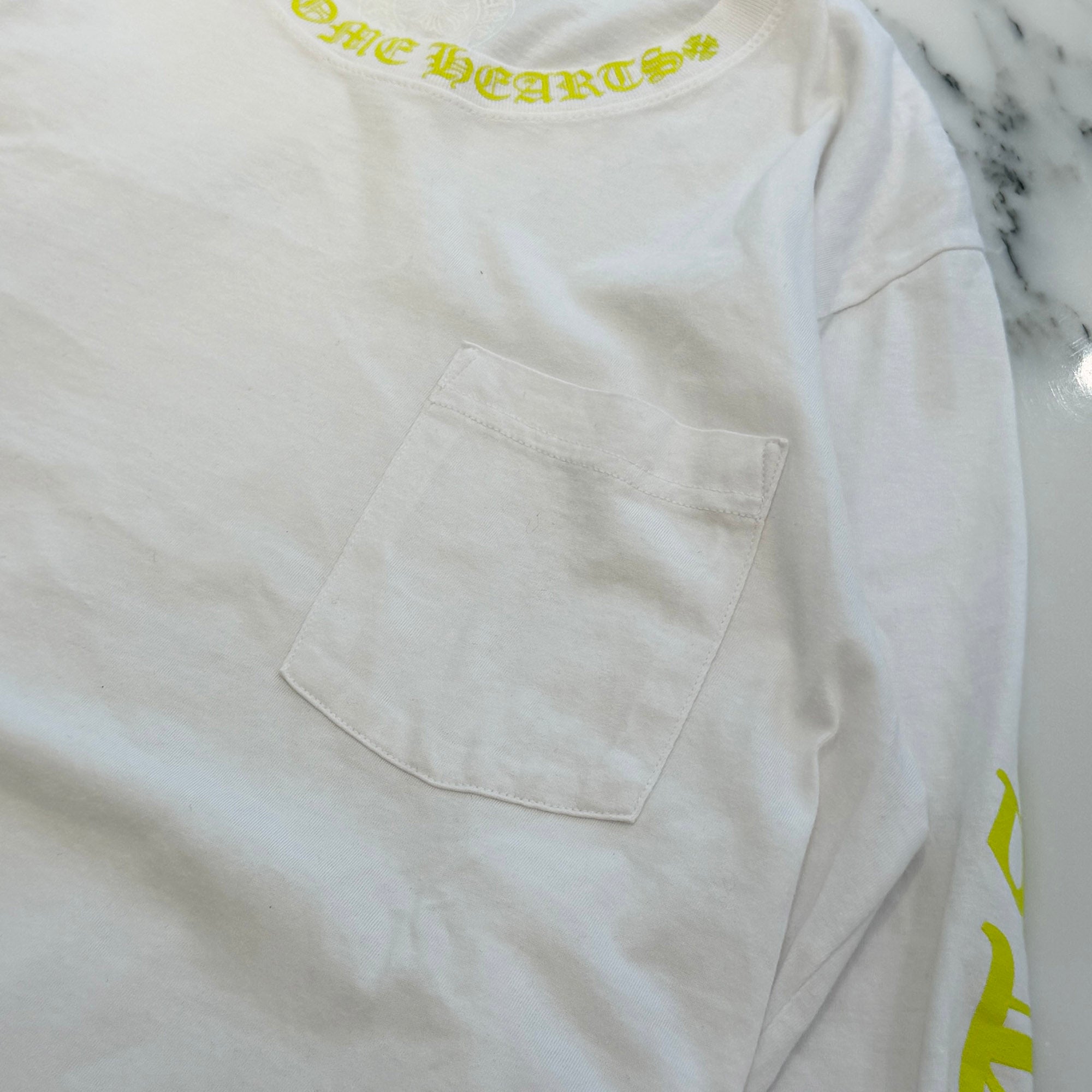 CHROME HEARTS Old English Neck Logo Neon Yellow Long Sleeve Tee Size M クロムハーツ オールドイングリッシュネックロゴネオンイエローロングスリーブTシャツ サイズM