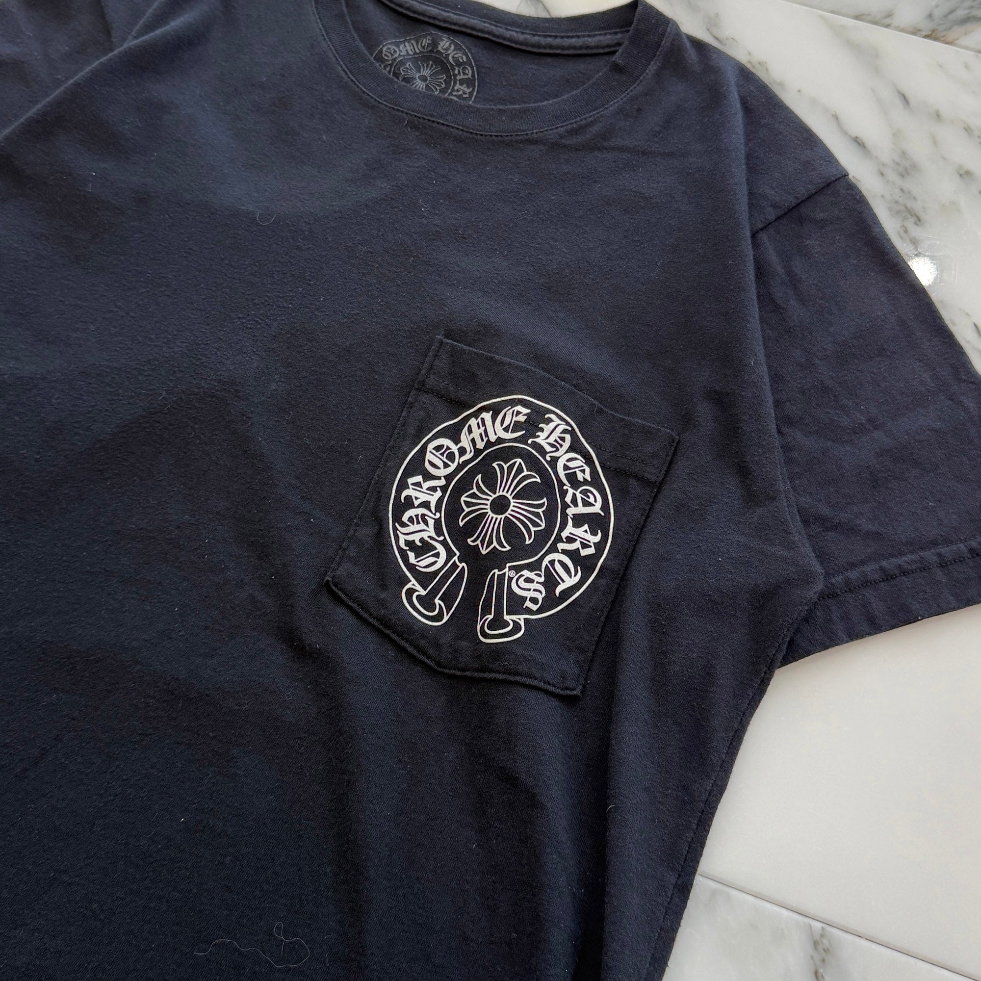 CHROME HEARTS × THE HEROES PROJECT Horseshoe Pocket Tee Size S クロムハーツ×ザヒーローズプロジェクト ホースシューポケットTシャツ サイズS
