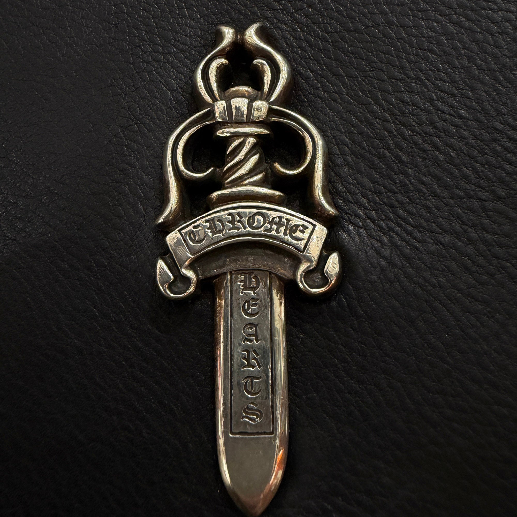 CHROME HEARTS MILO Large Dagger Leather Shoulder Bag クロムハーツ マイロ ラージダガー レザーショルダーバッグ