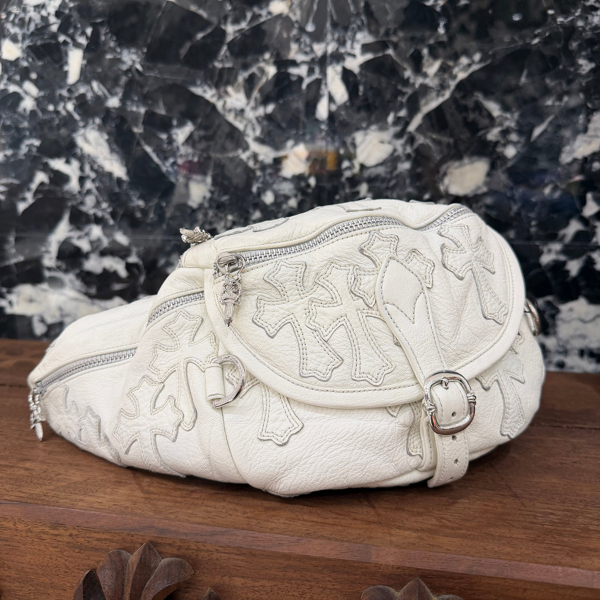 CHROME HEARTS Cemetery Cross Patch SNAT PACK Leather Shoulder Bag クロムハーツ セメタリークロスパッチ スナットパック レザー ショルダーバッグ
