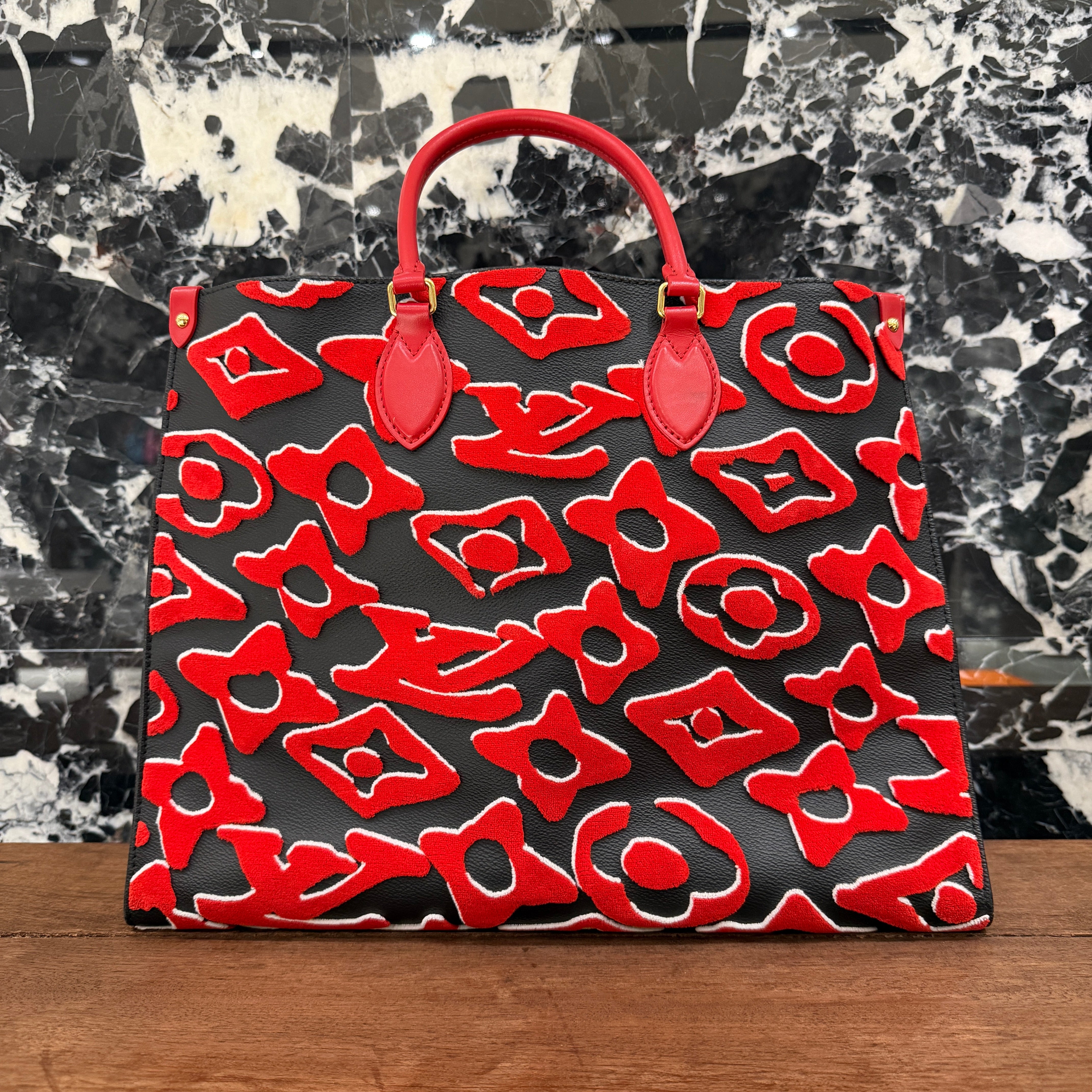 LOUIS VUITTON 2021SS On the Go GM Monogram Tufted Tote Bag M45562 ルイヴィトン オンザゴー GM モノグラム・タフテッド トートバッグ