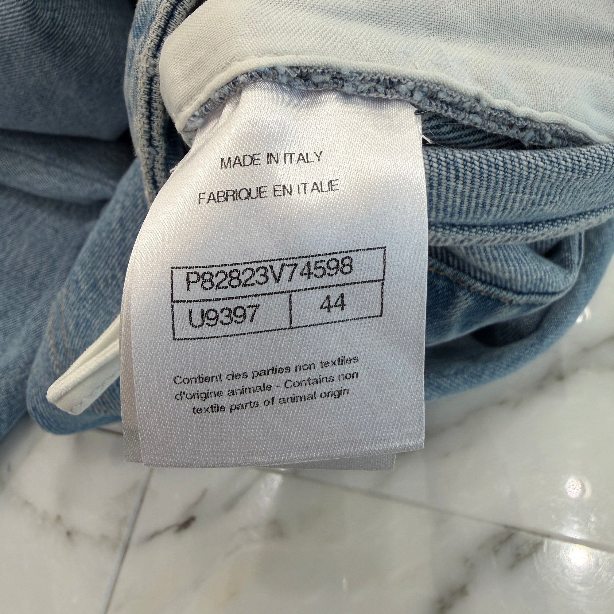 CHANEL 2026AW Métiers d'Art Back Pocket Coco Mark Buggy Denim Pants P82823V74598 Size 44 シャネル 2026年 メティエダール コレクション バックポケット ココマーク バギーデニムパンツ サイズ44