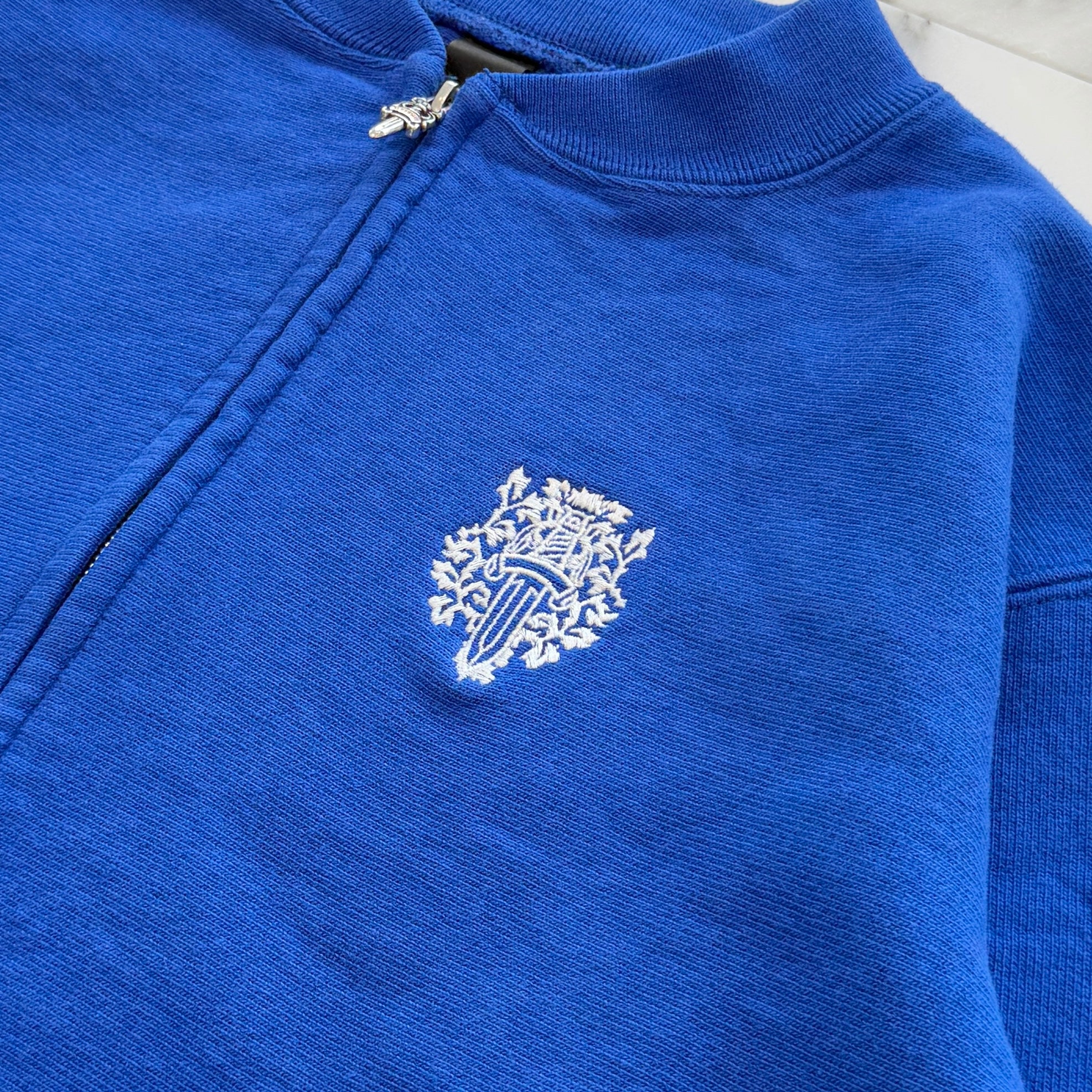 CHROME HEARTS Y NOT KING FISH Vine Dagger Logo Embroidery Zip Up Sweat Shirt Size XL クロムハーツ ワイノット キングフィッシュ ヴァインダガー ロゴ刺繍 ジップアップ スウェット サイズXL