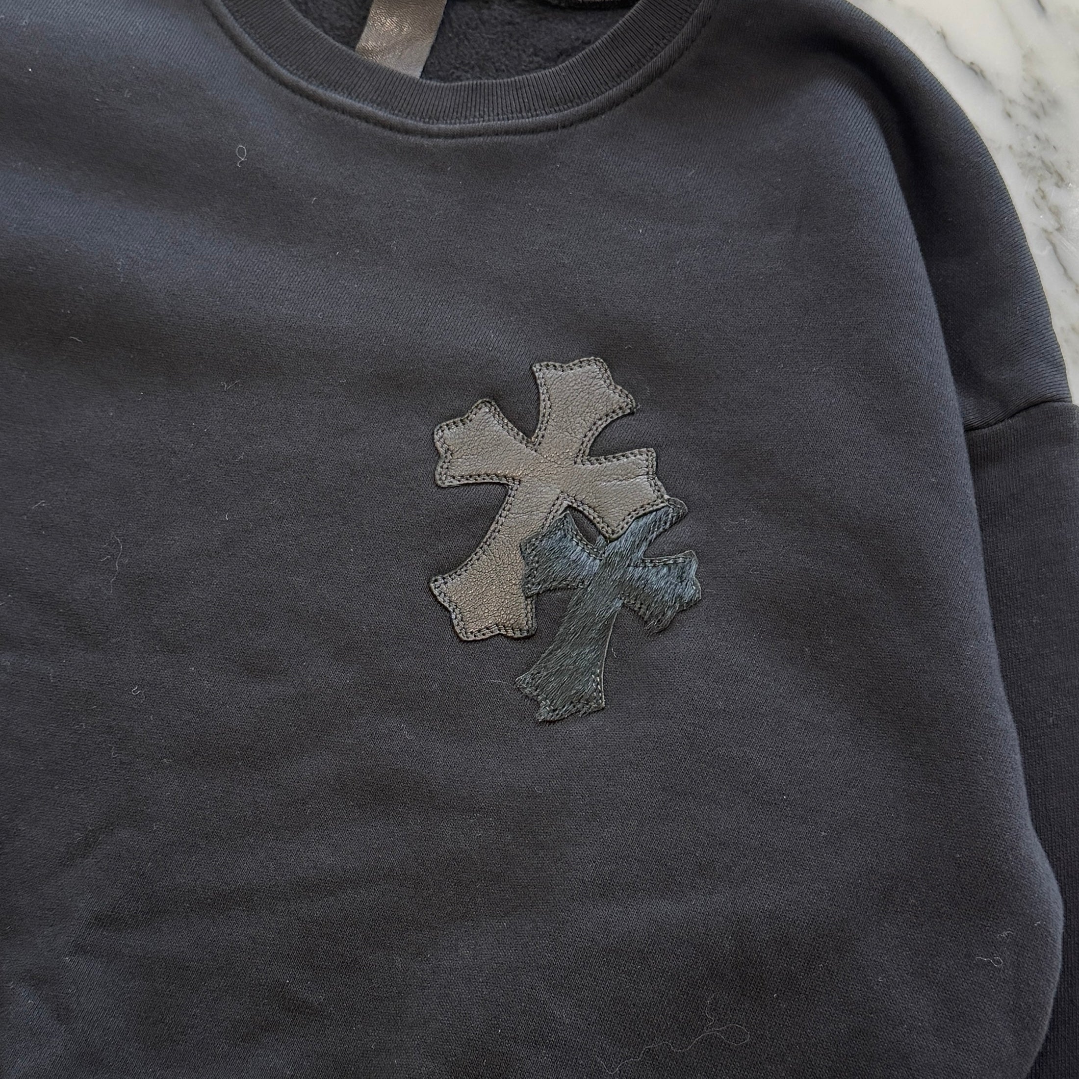 CHROME HEARTS Y NOT Multi Leather Cross Patch Sweatshirt Size S クロムハーツ ワイノット マルチレザークロスパッチ スウェットシャツ サイズS