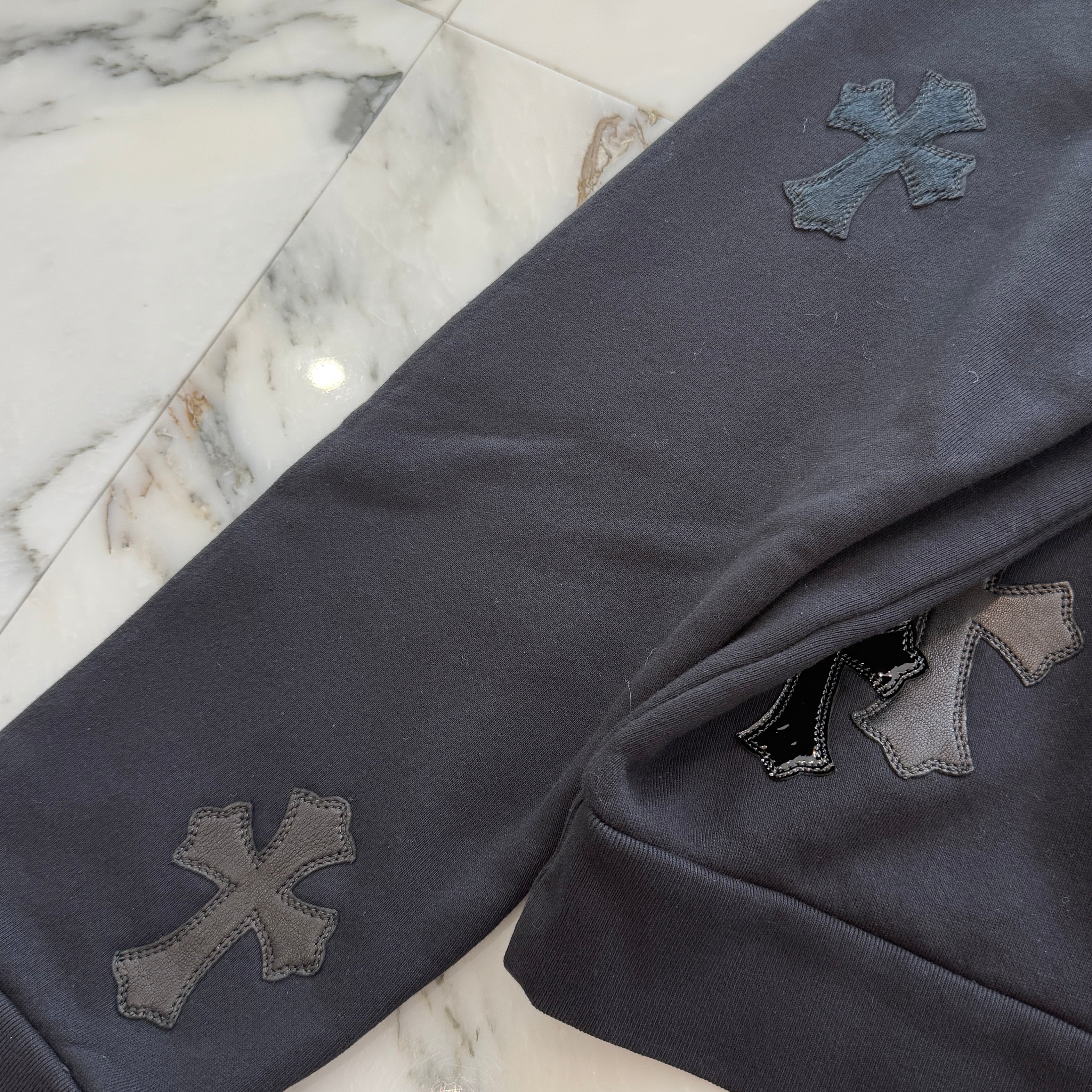 CHROME HEARTS Y NOT Multi Leather Cross Patch Sweatshirt Size S クロムハーツ ワイノット マルチレザークロスパッチ スウェットシャツ サイズS