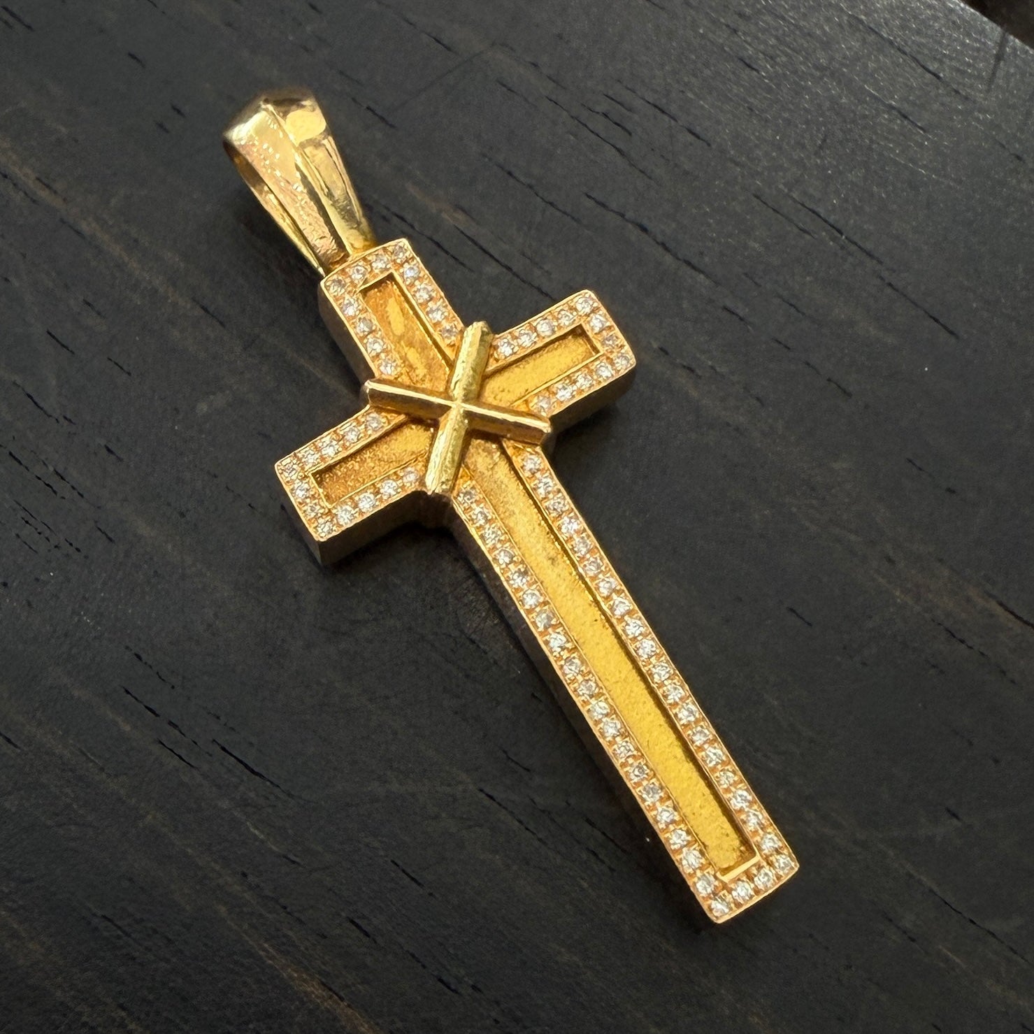 CHROME HEARTS 22K MAPPLE THORPE CROSS Charm Pendant Top Pave Diamond クロムハーツ 22K メープルソープ クロス チャーム ペンダントトップ パヴェダイヤモンド