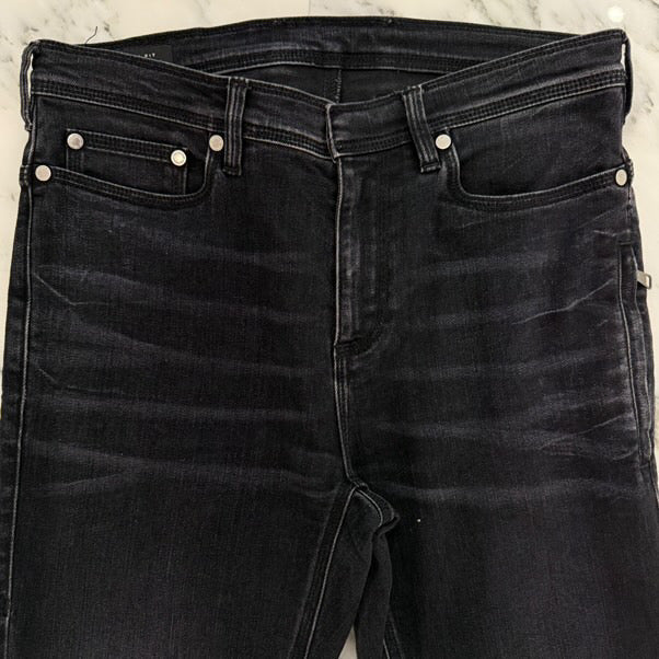 Neil Barrett SUPER SKINNY FIT REGULAR RISE BDE102 E800T Size 30
