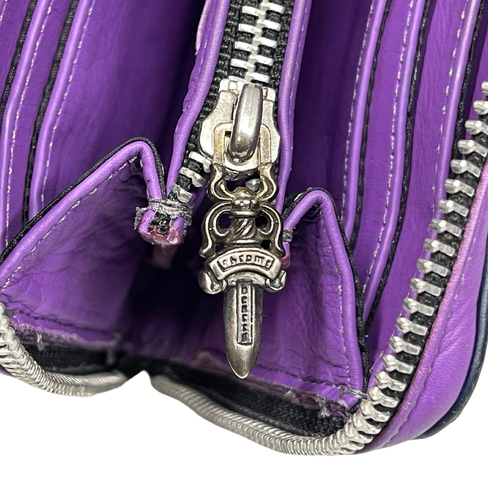 CHROME HEARTS 3 Cemetery Cross Patch Zip Wallet