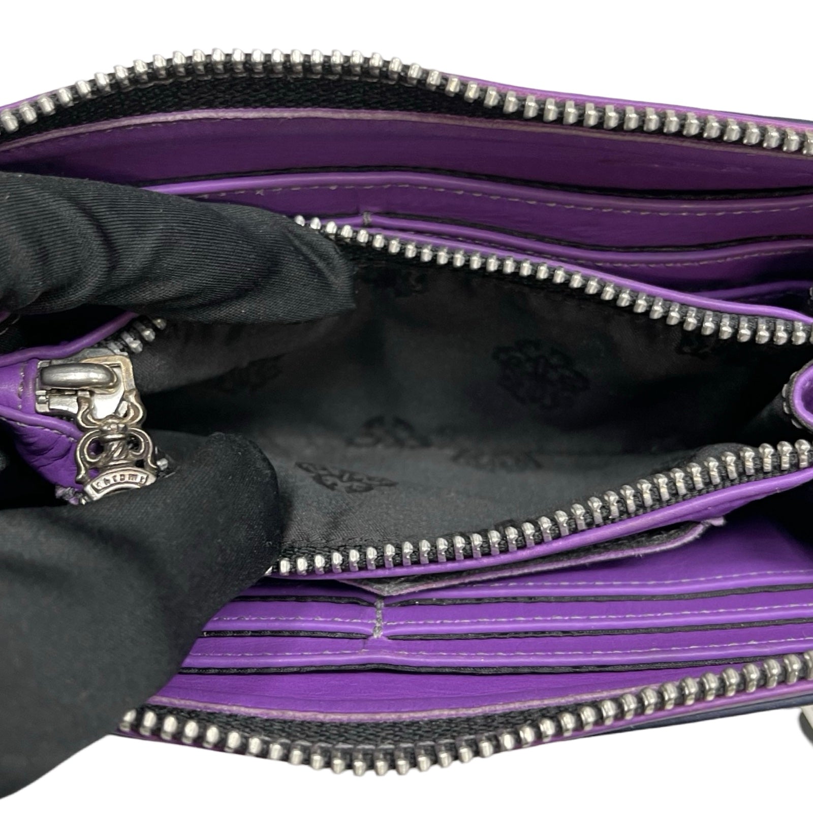 CHROME HEARTS 3 Cemetery Cross Patch Zip Wallet