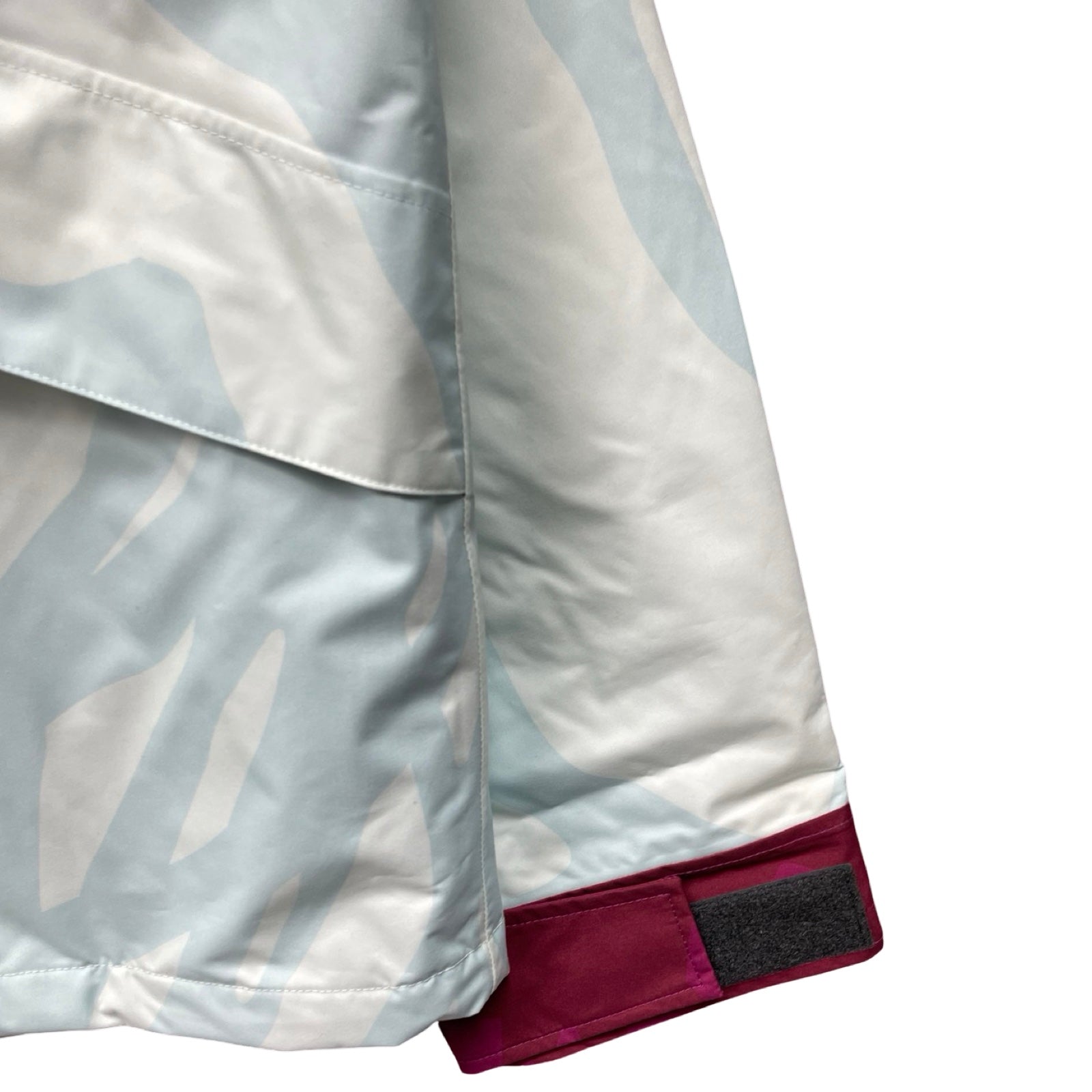 THE NORTH FACE × KAWS 2023AW Retro 1986 Mountain Jacket NF0A7WLW763 Size XL