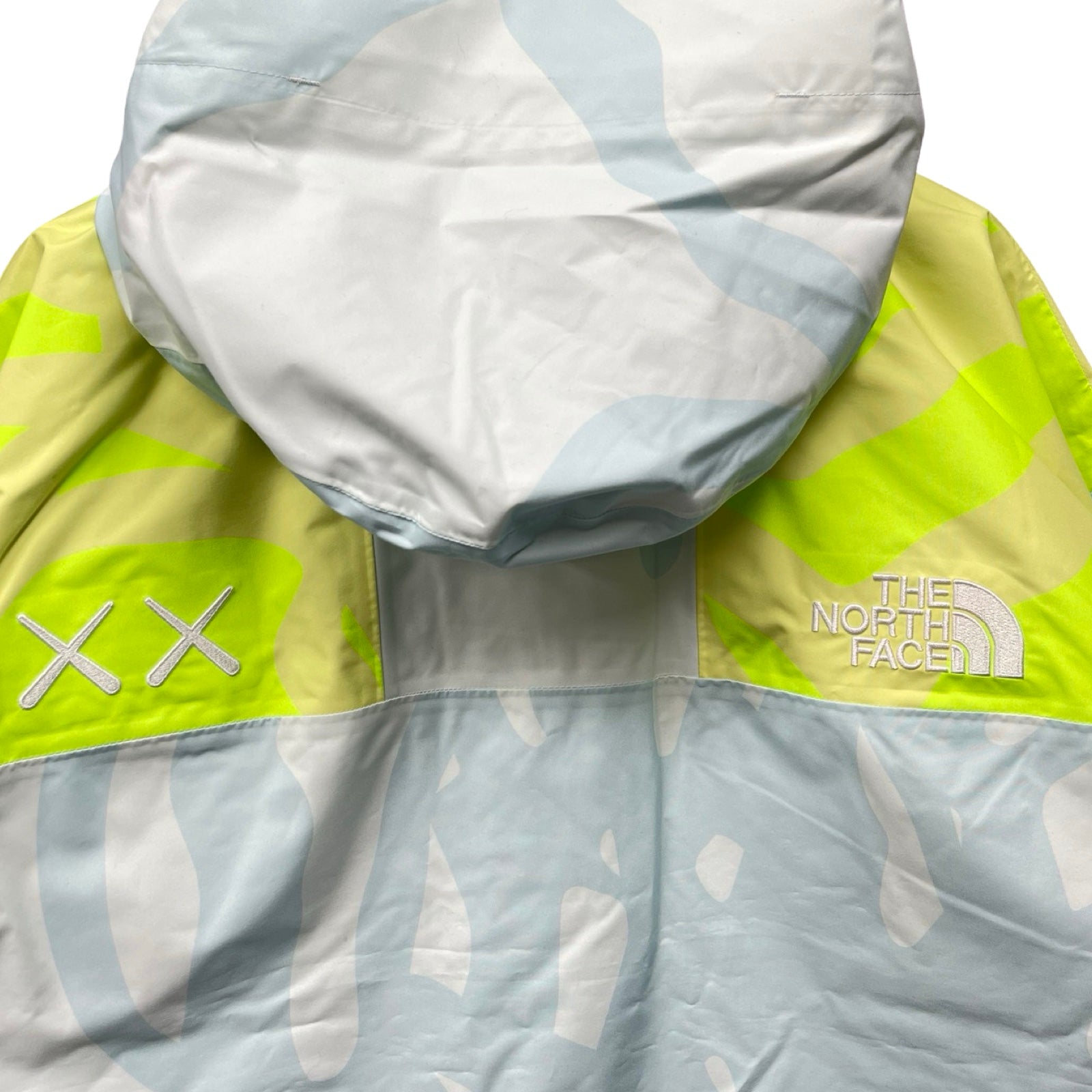 THE NORTH FACE × KAWS 2023AW Retro 1986 Mountain Jacket NF0A7WLW763 Size XL