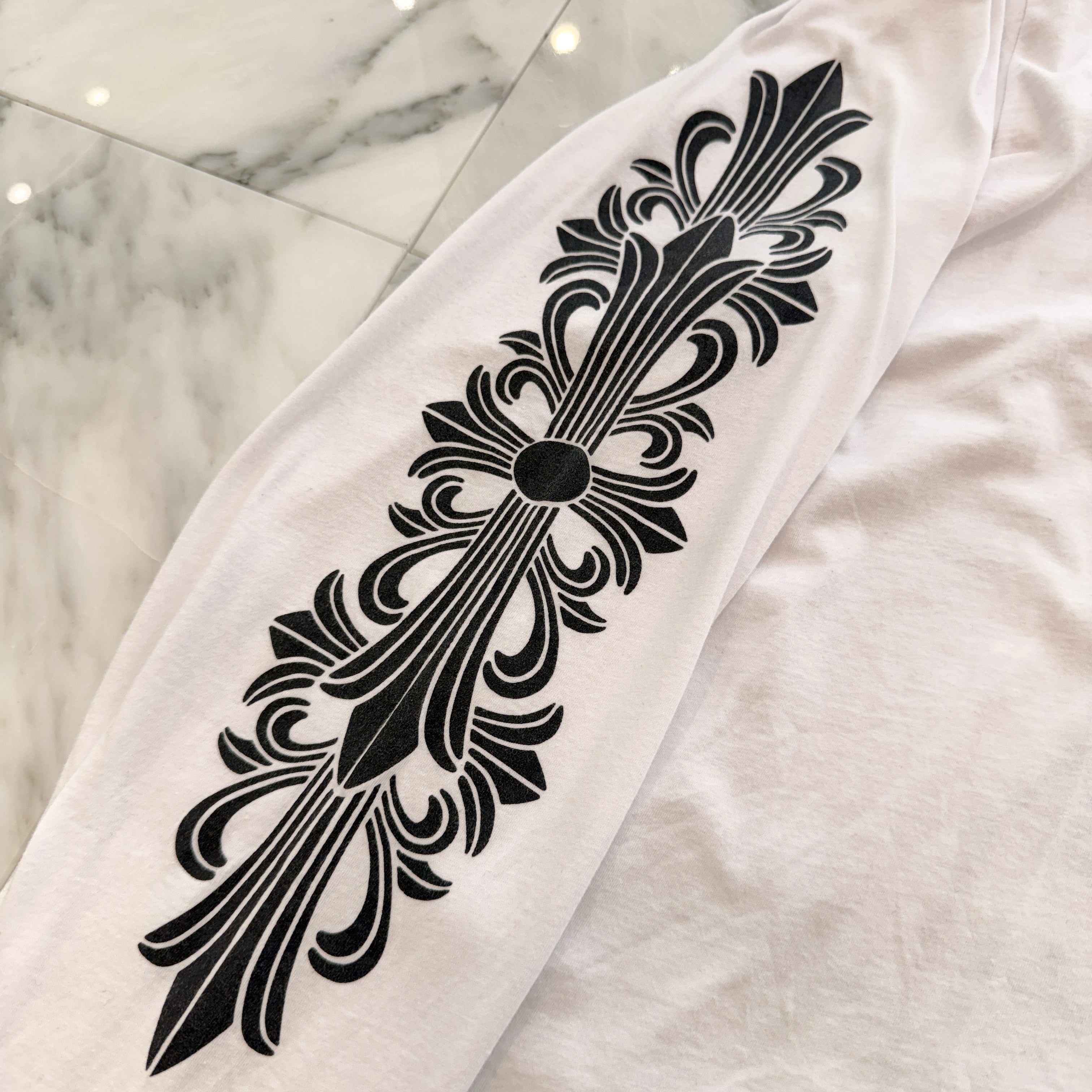 CHROME HEARTS Floral Cross Horseshoe Long Sleeve Tee Size XXL クロムハーツ フローラルクロス ホースシュー ロングスリーブTシャツ サイズXXL
