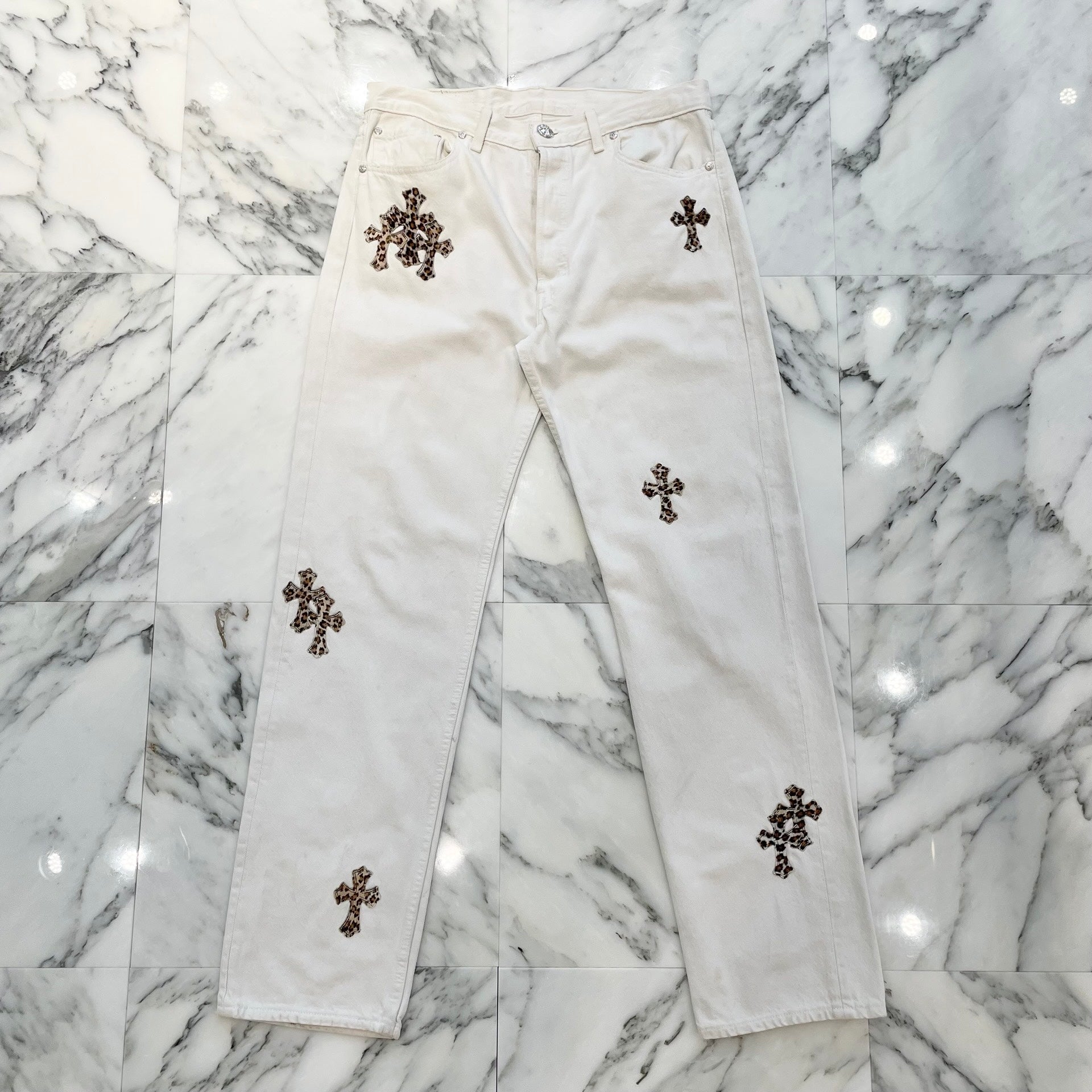 CHROME HEARTS × Levi's VNTG Leopard Harako Leather Cross Patch Denim Size 32 クロムハーツ × リーバイス ヴィンテージ レオパルド ハラコレザーパッチ ジーンズ デニムパンツサイズ32