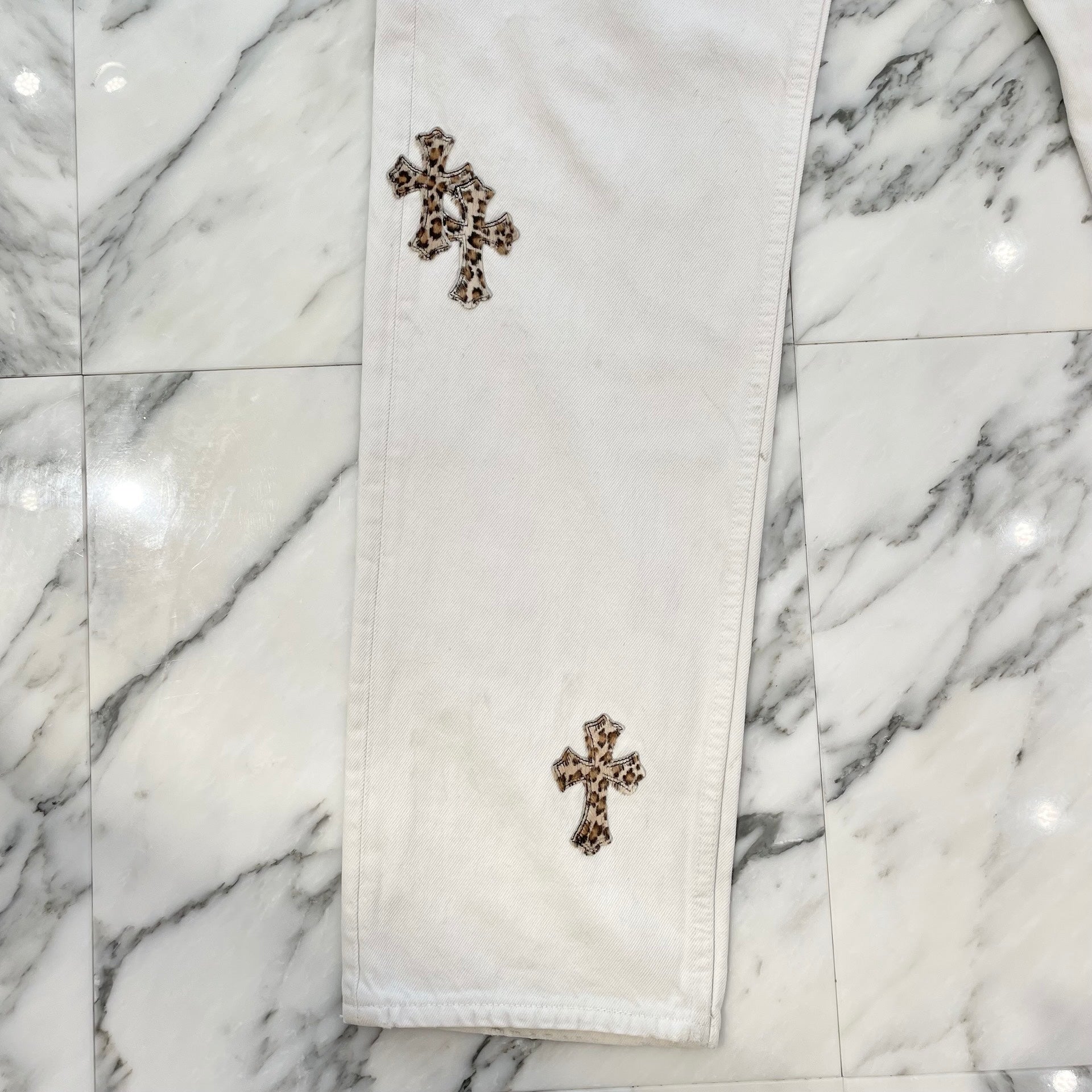 CHROME HEARTS × Levi's VNTG Leopard Harako Leather Cross Patch Denim Size 32 クロムハーツ × リーバイス ヴィンテージ レオパルド ハラコレザーパッチ ジーンズ デニムパンツサイズ32