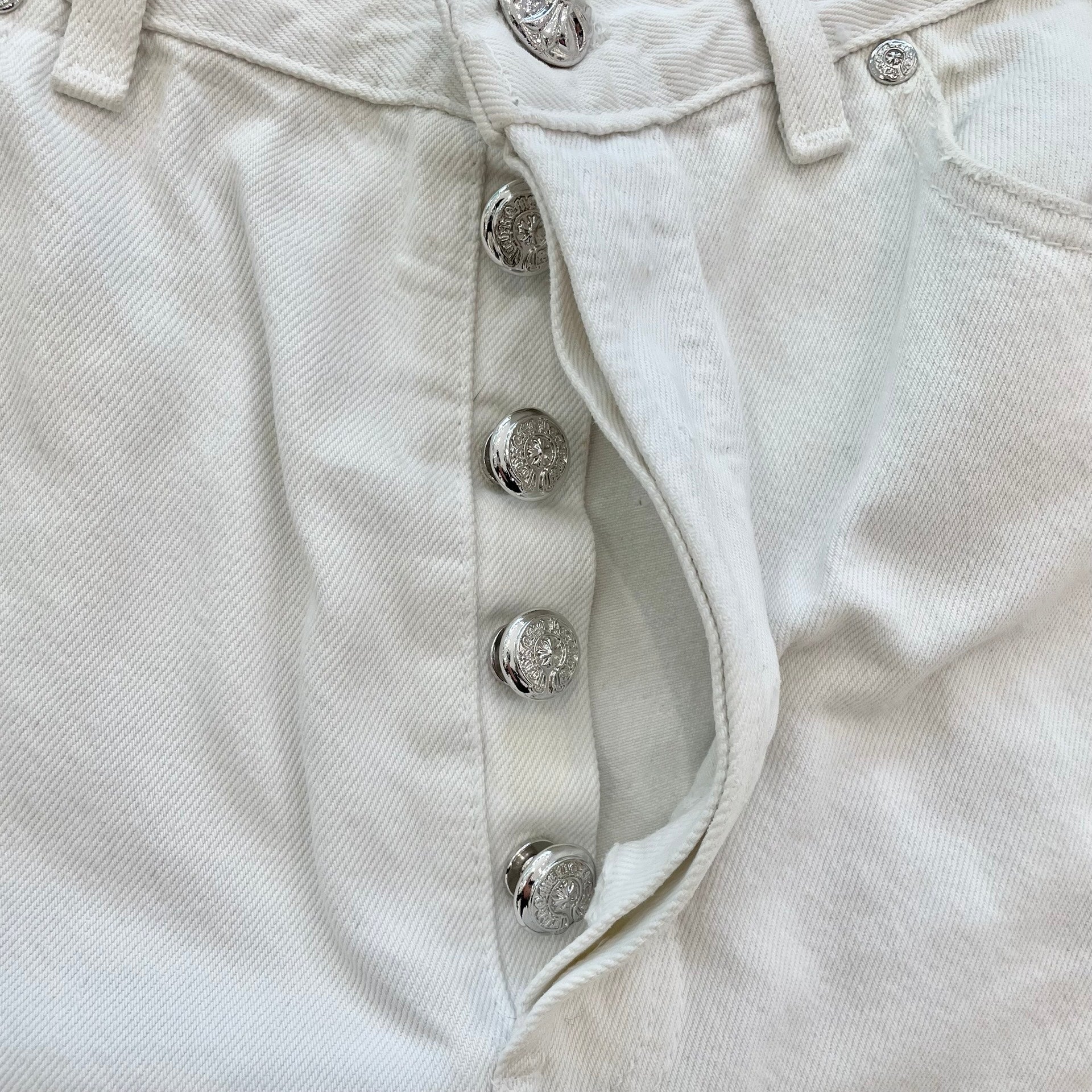 CHROME HEARTS × Levi's VNTG Leopard Harako Leather Cross Patch Denim Size 32 クロムハーツ × リーバイス ヴィンテージ レオパルド ハラコレザーパッチ ジーンズ デニムパンツサイズ32