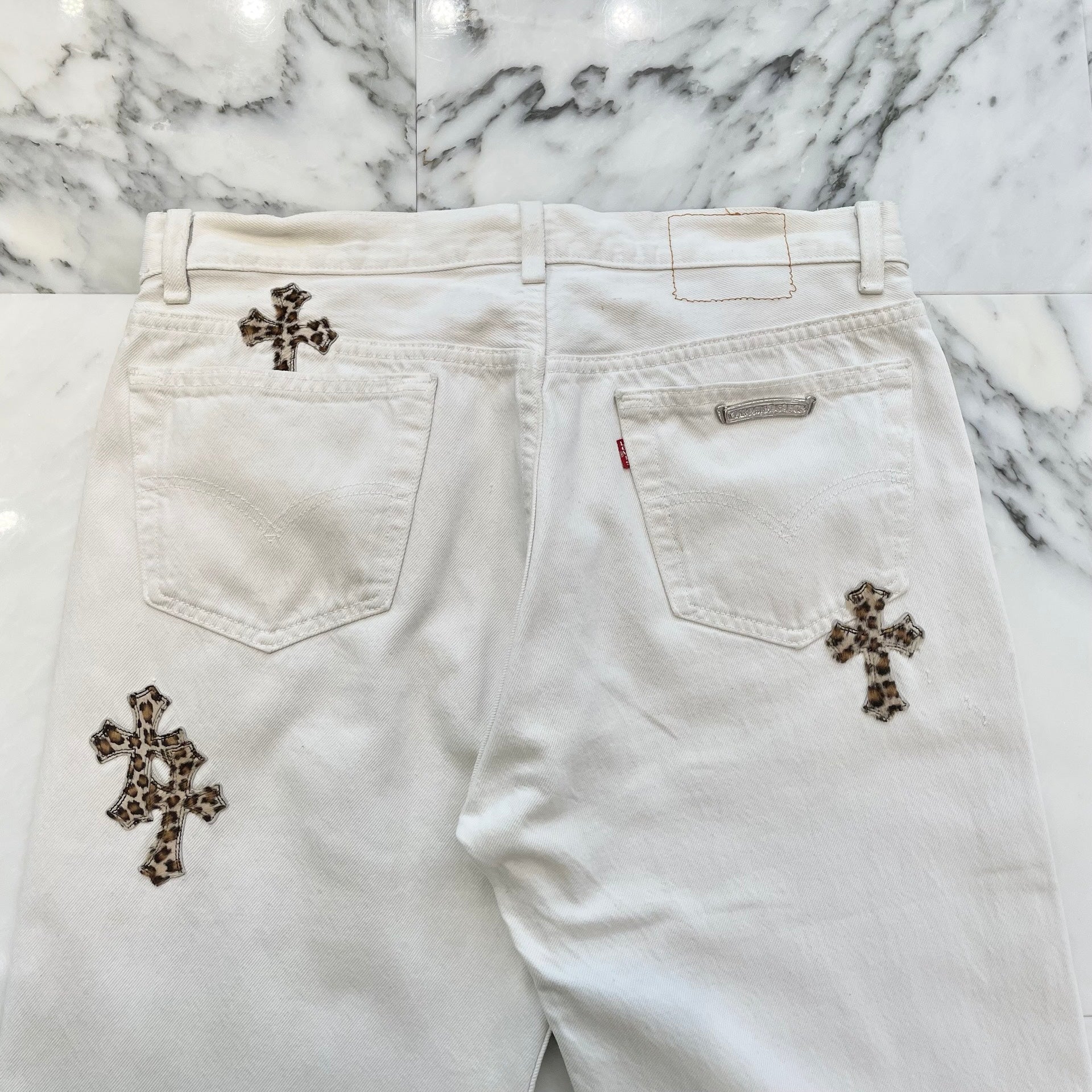 CHROME HEARTS × Levi's VNTG Leopard Harako Leather Cross Patch Denim Size 32 クロムハーツ × リーバイス ヴィンテージ レオパルド ハラコレザーパッチ ジーンズ デニムパンツサイズ32