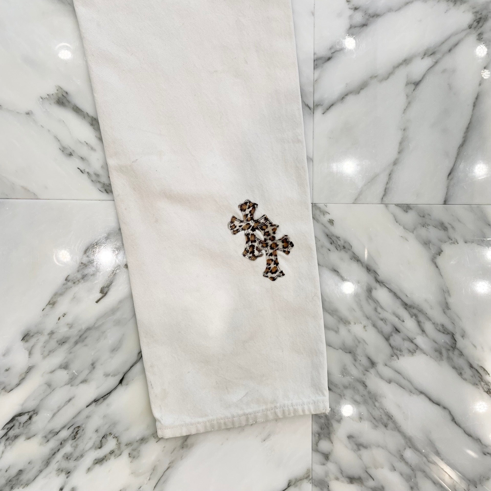 CHROME HEARTS × Levi's VNTG Leopard Harako Leather Cross Patch Denim Size 32 クロムハーツ × リーバイス ヴィンテージ レオパルド ハラコレザーパッチ ジーンズ デニムパンツサイズ32