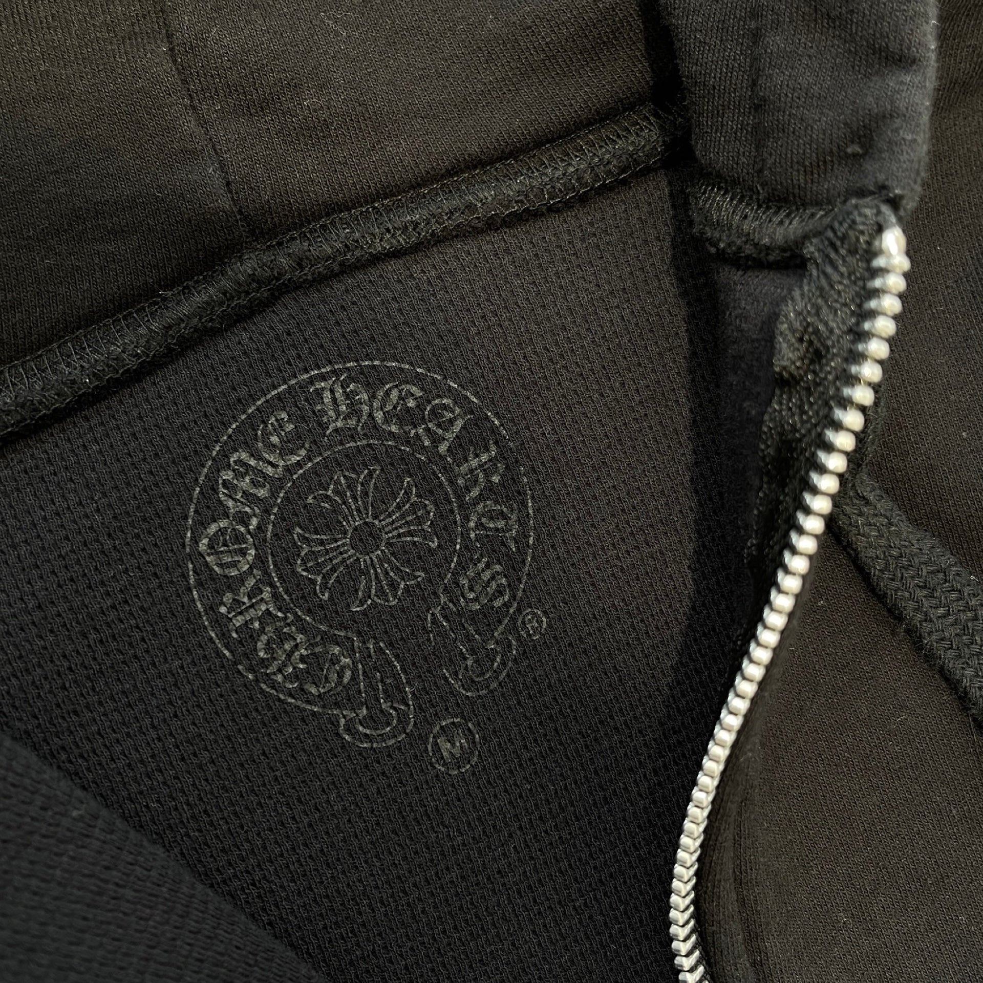 CHROME HEARTS Malibu Limited CH Plus Hooded Horseshoe Zip Up Hoodie Size M クロムハーツ マリブ限定 CHプラス フーデッドホースシュー ジップアップ フーディ サイズM