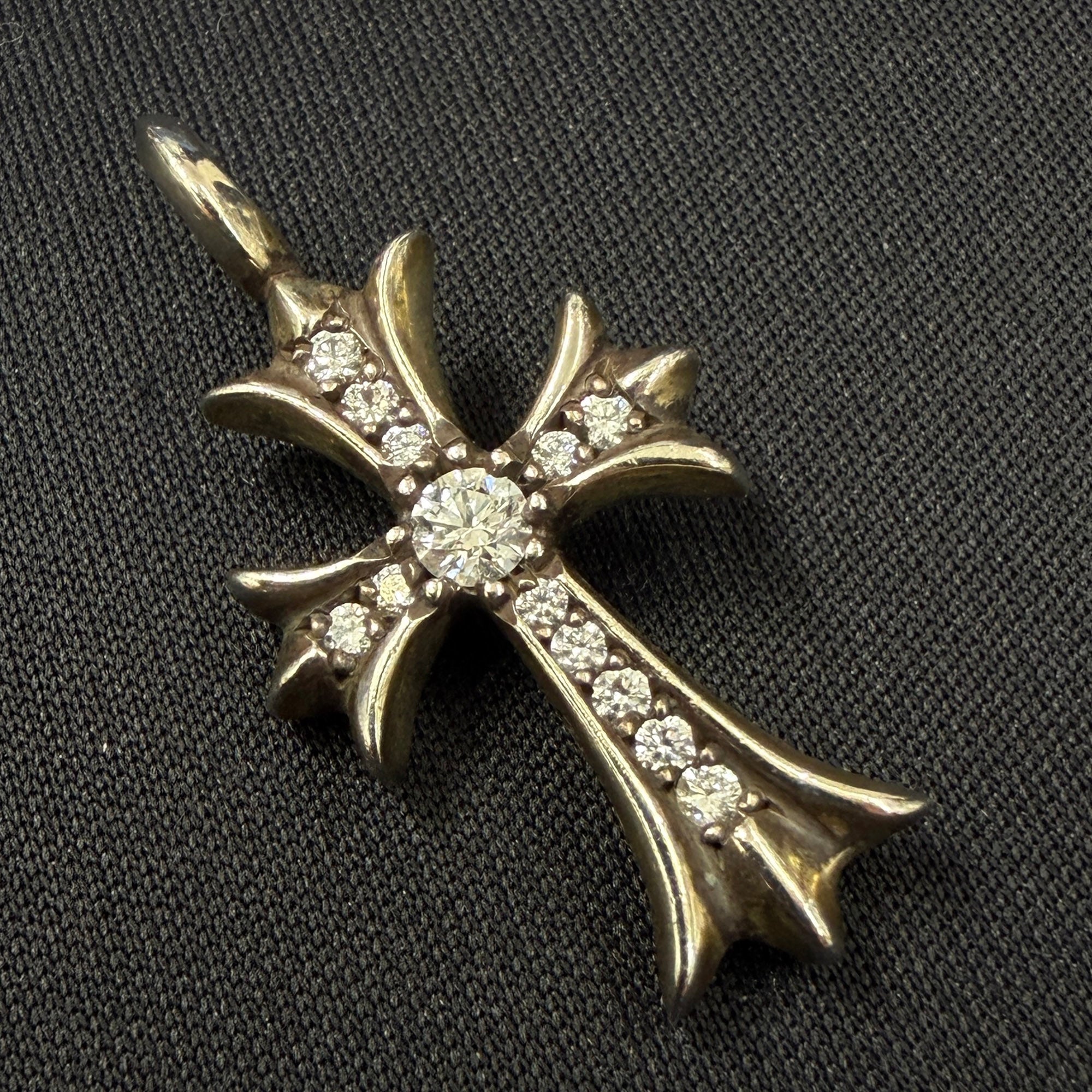 CHROME HEARTS Tiny Fat Cross Pave Diamond Pendant Top クロムハーツ タイニーファットクロス パヴェダイヤモンド ペンダントトップ