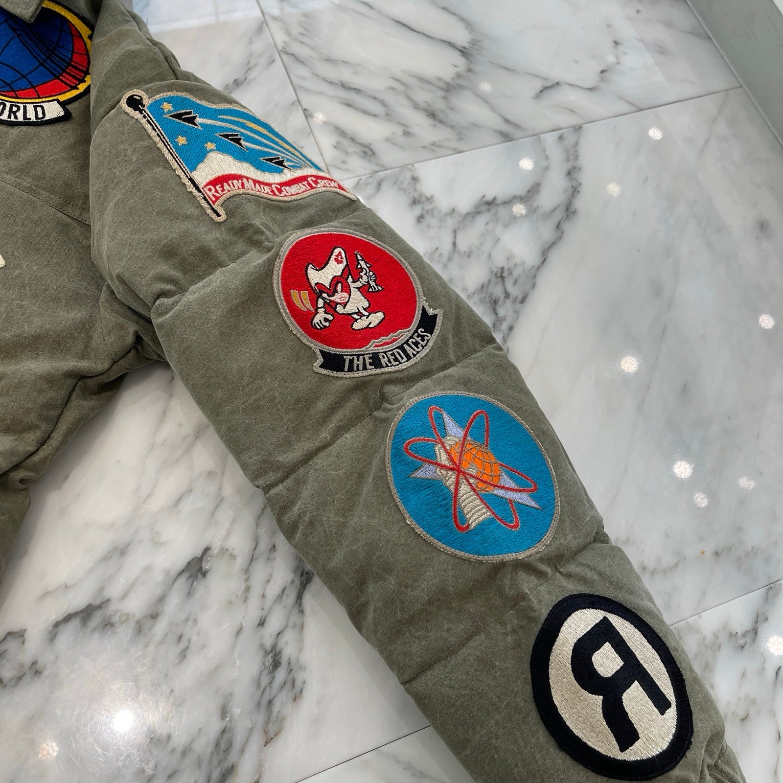 READY MADE Patch Embroidery Down Jacket RE-CO-KH-00-00-131 Size 3 レディメイド パッチ刺繍 ダウンジャケット サイズ3