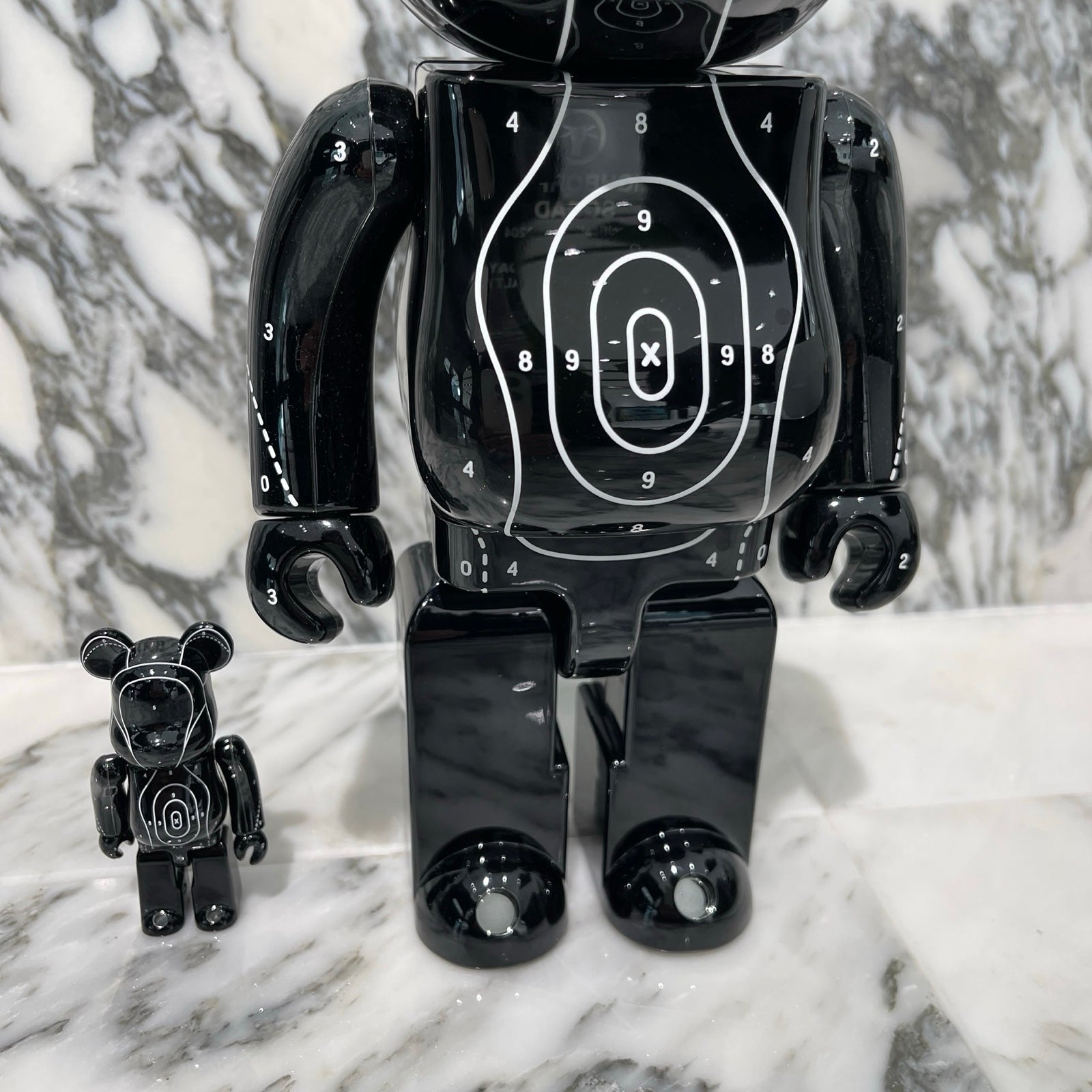 BE@RERICK × EMOTIONALLY UNAVAILABLE × NEIGHBORHOOD 2023AW 100％&400％ ベアブリック × エモーショナリーアナベーラブル × ネイバーフッド 100％&400％