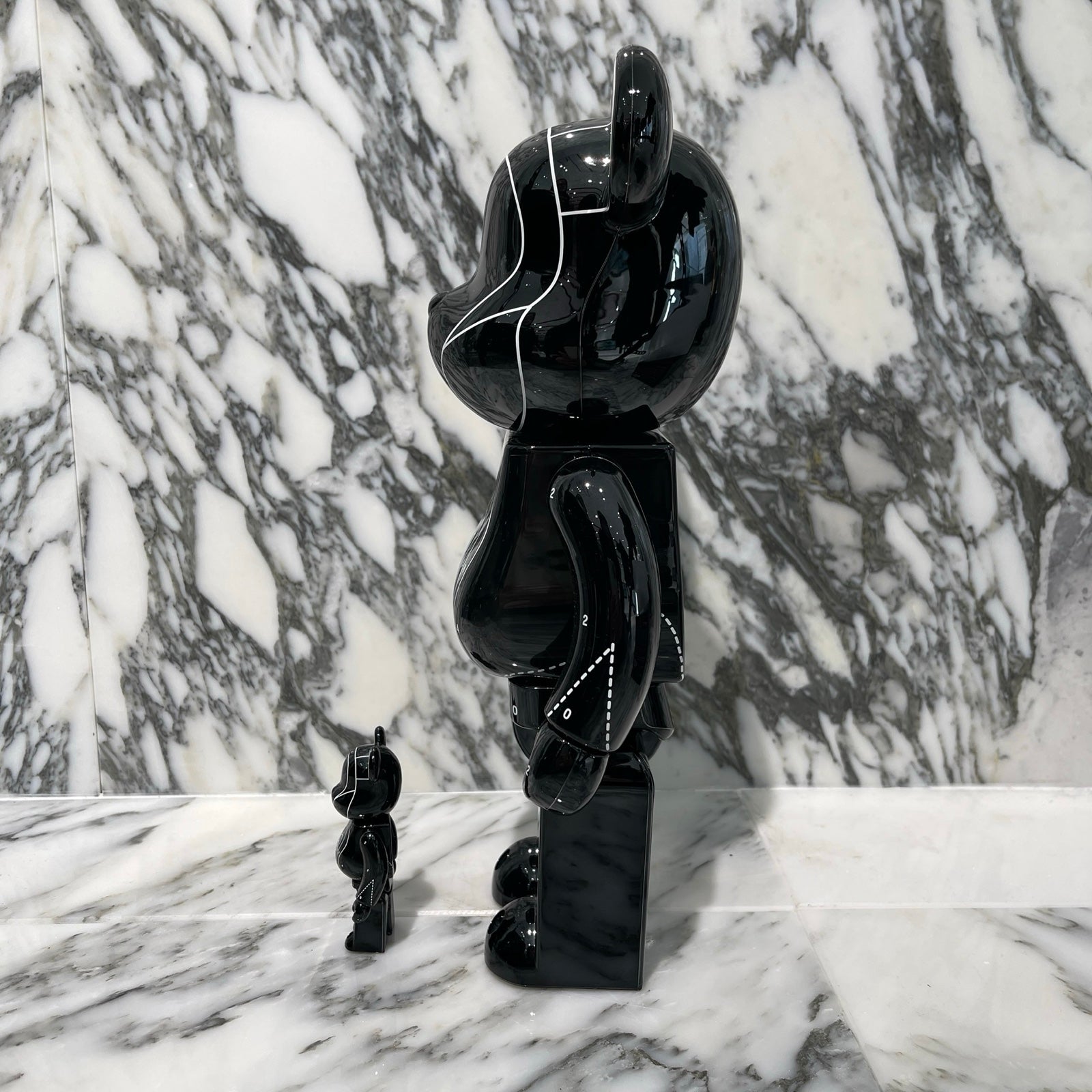 BE@RERICK × EMOTIONALLY UNAVAILABLE × NEIGHBORHOOD 2023AW 100％&400％ ベアブリック × エモーショナリーアナベーラブル × ネイバーフッド 100％&400％