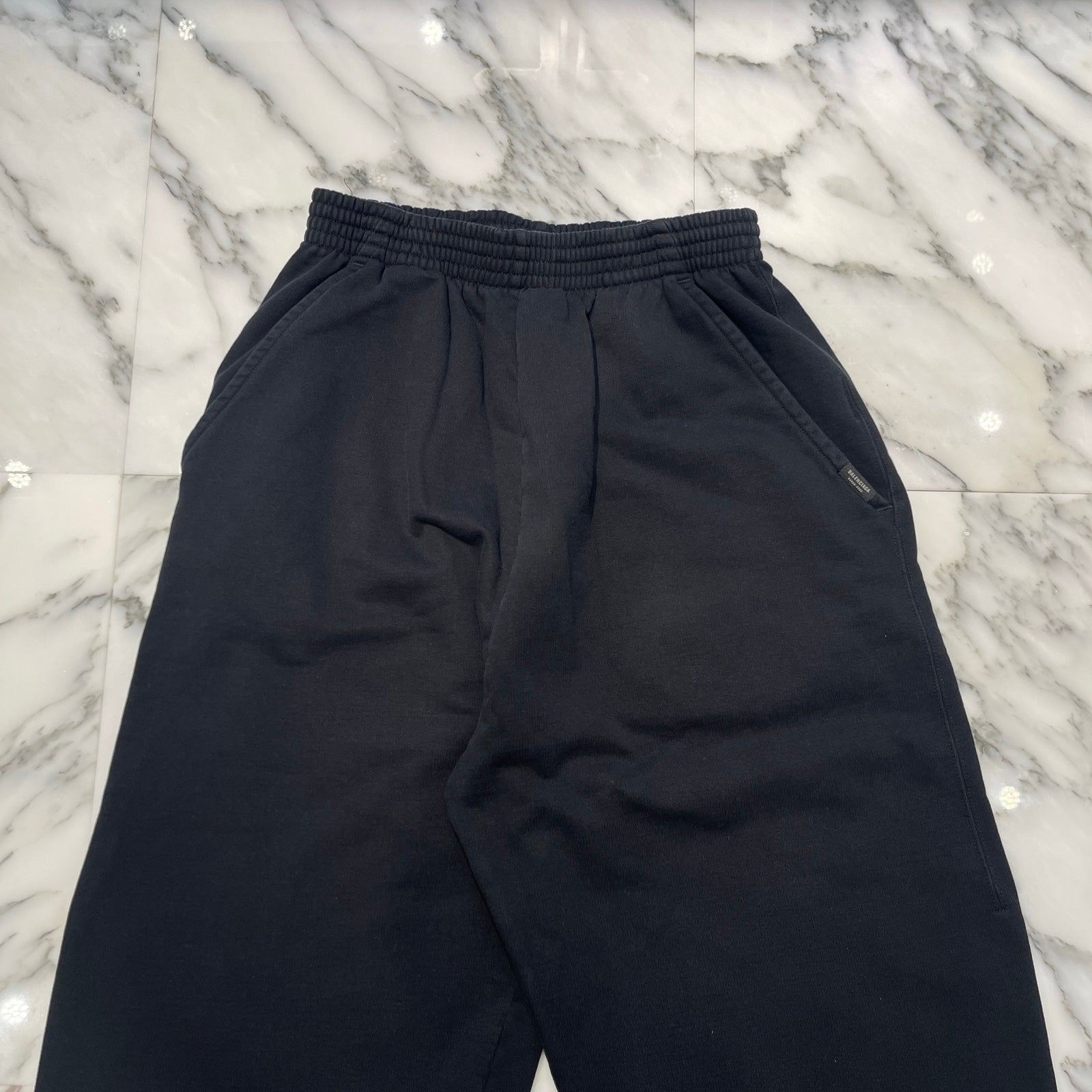 【BALENCIAGA】BAGGY SWEATPANTS バギー スウェットパンツ BALENCIAGA バレンシアガ Baggy Sweatpants ダメージ加工バギー