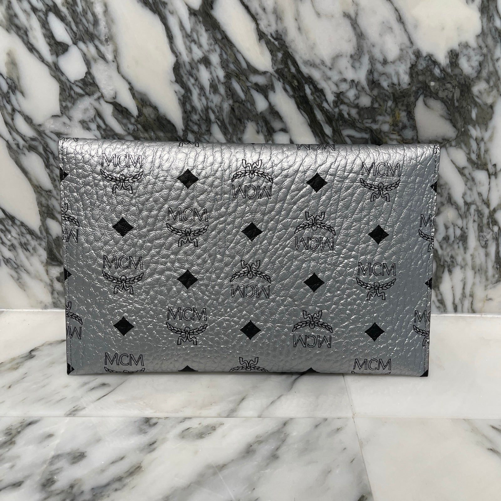 MCM Mini Clutch Novelty Poach エムシーエム ミニクラッチ ノベルティポーチ