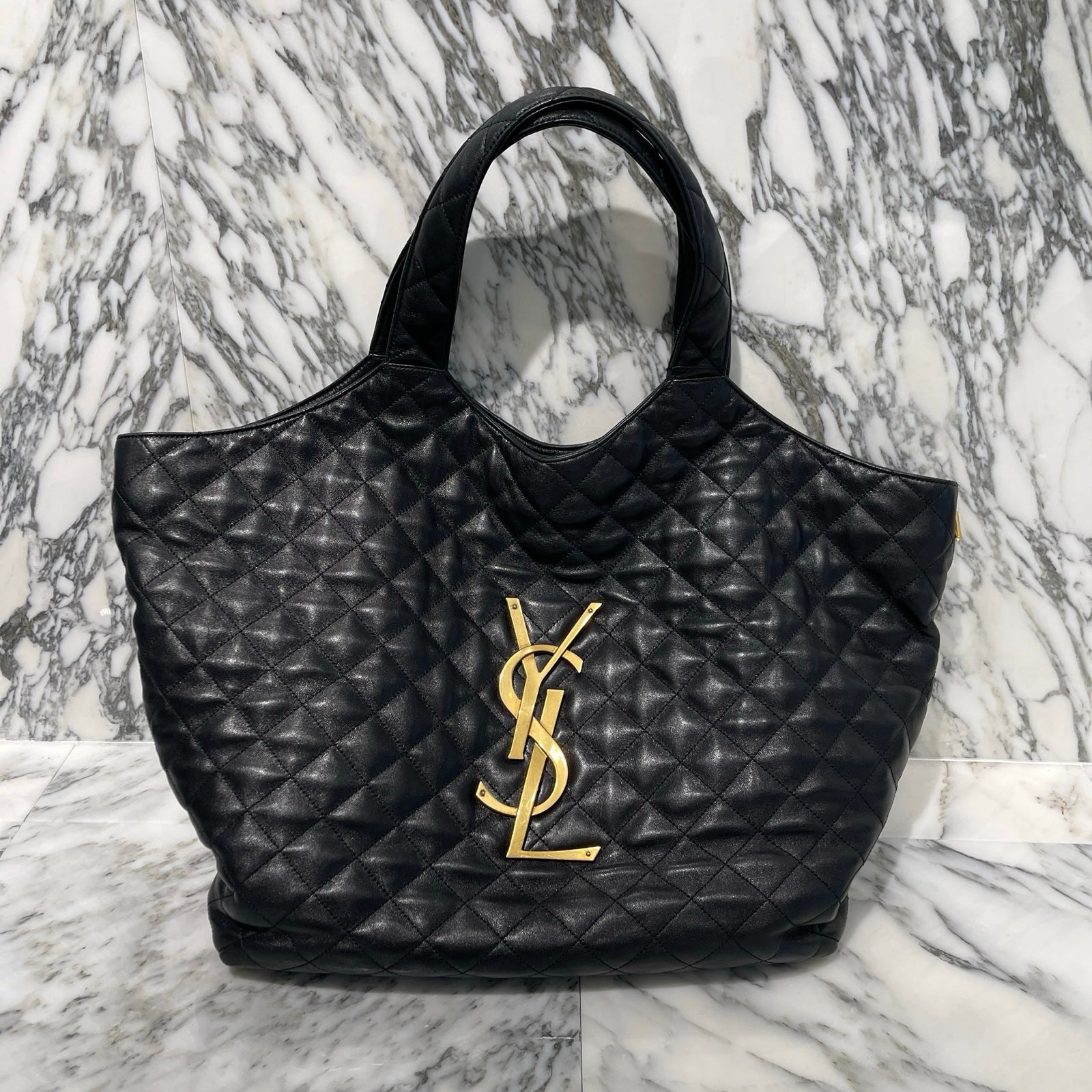 YSL ブラックレザーハンドバッグ Yves Saint Laurent 極 美品 希少品 YVES SAINT LAURENT イヴ