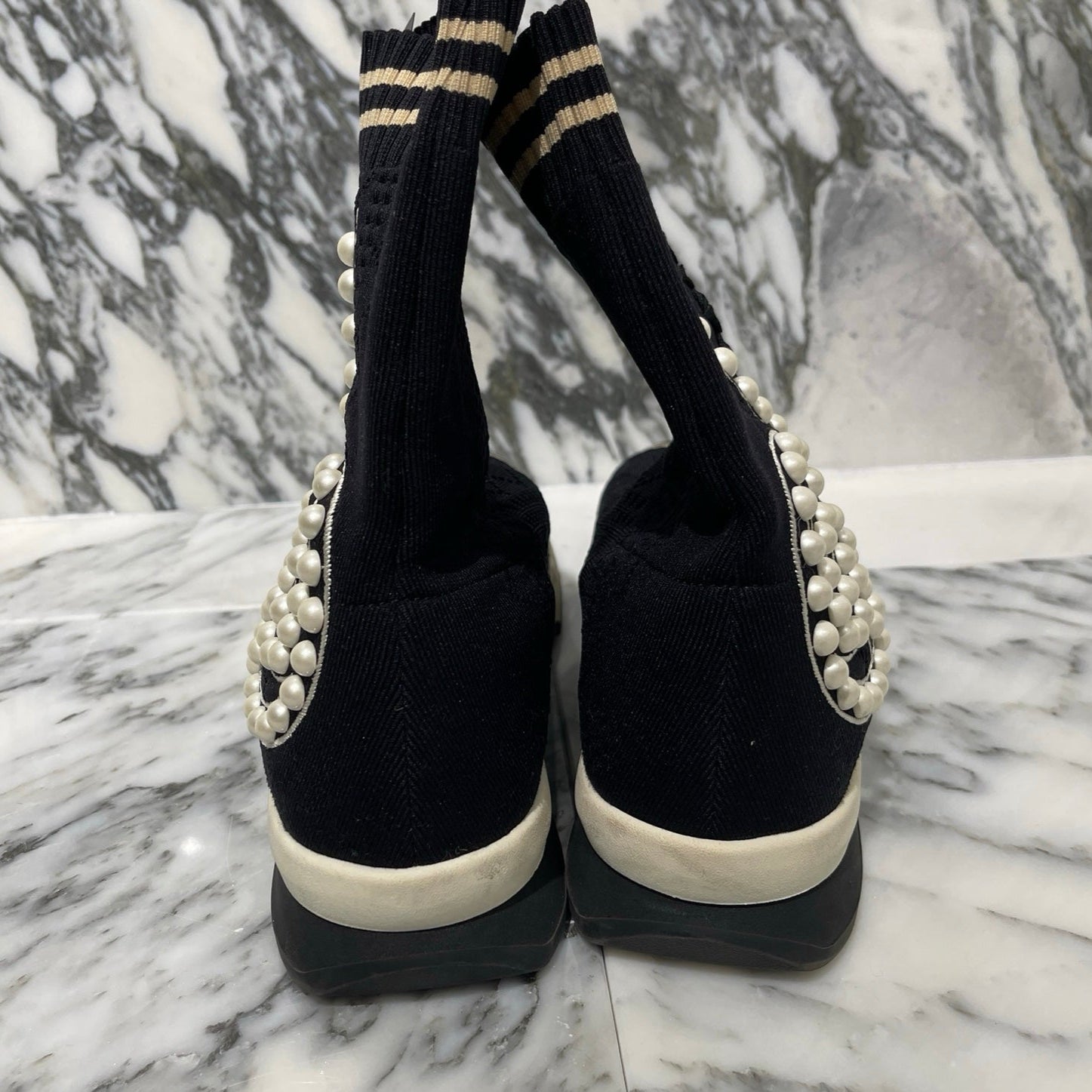 FENDI Black Knit Fabric Pearl Embellished Slip On High Top Sneakers Size 37(23.5cm) フェンディ ブラックニット フェイクパール装飾 スリッポン ハイトップ スニーカー サイズ37(23.5cm)