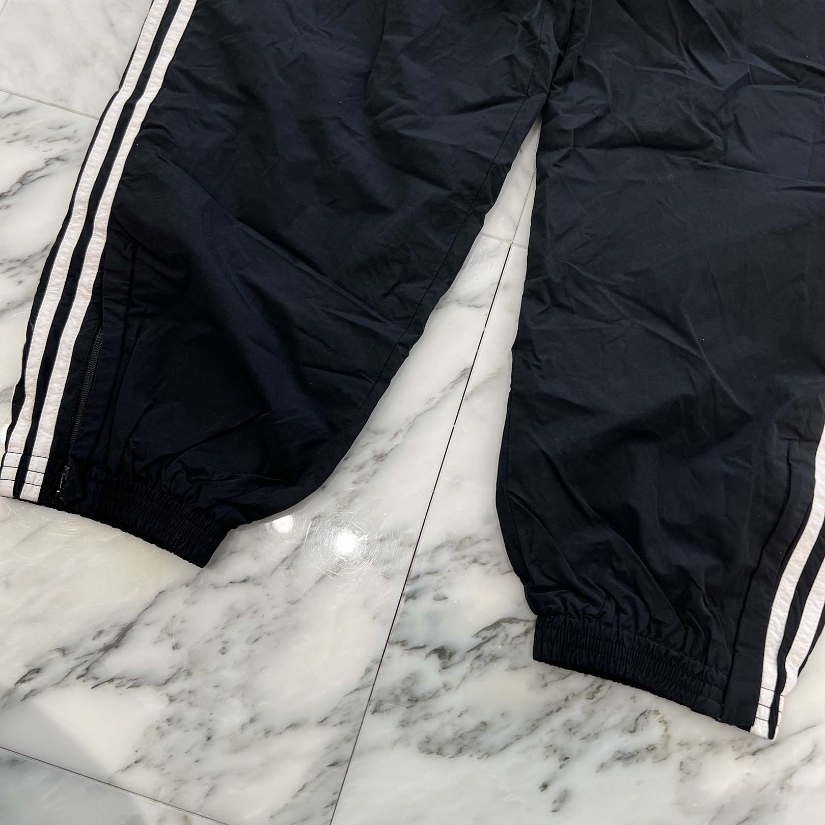 BALENCIAGA × adidas 2023SS Trefoil Logo Embroidery 3 Stripe Track Pants 725597 TNQ25 Size 44 バレンシアガ×アディダス トレフォイルロゴ刺繡 3ストライプ トラックパンツ サイズ44
