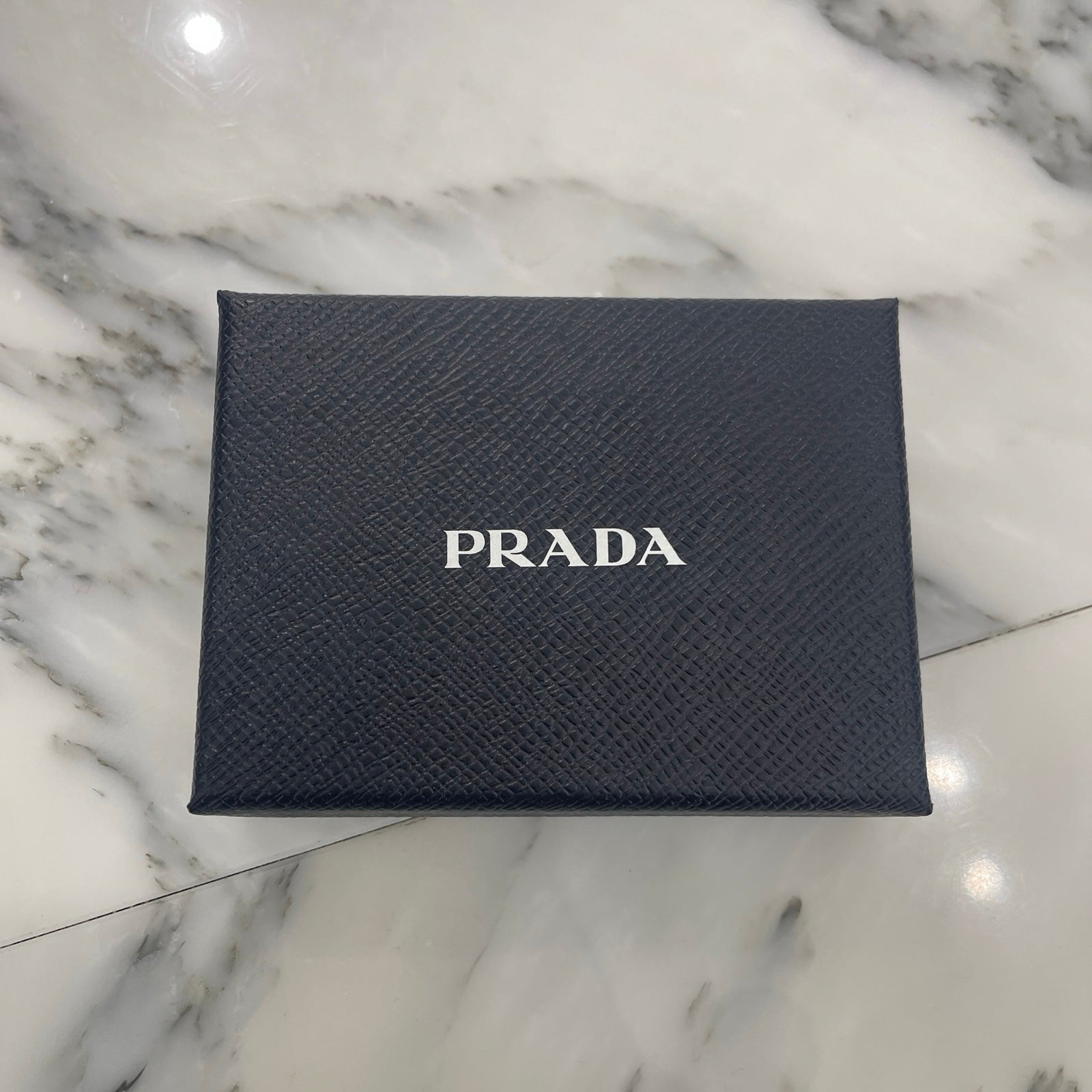 PRADA Saffiano Triangular 4-Row Leather Key Case 1PG004-QHH プラダ サフィアーノ トライアングルロゴ 4連 レザーキーケース