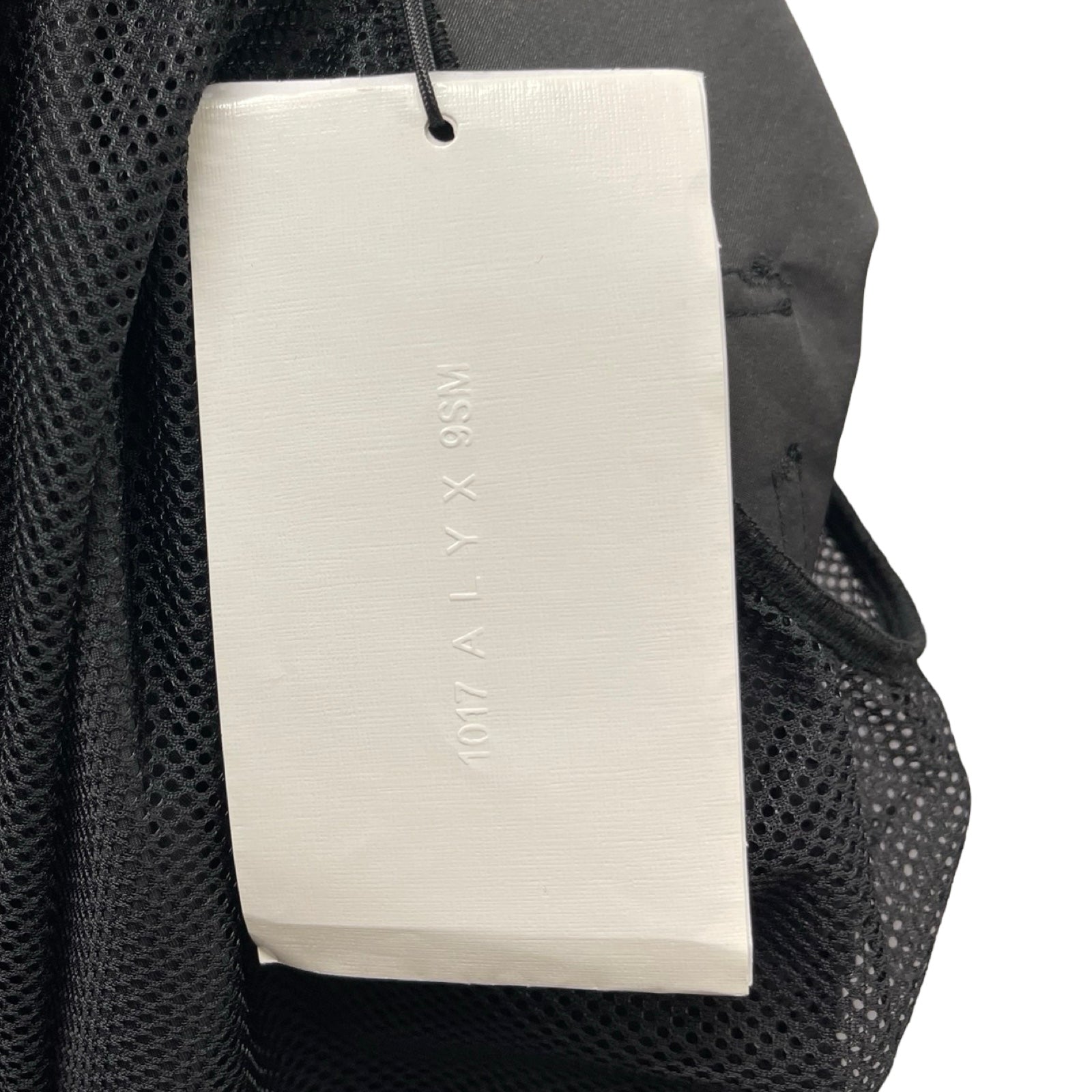 1017ALYX9SM 2022SS Cargo Pocket Swim Trunks AAMBC0019FA01 Size S