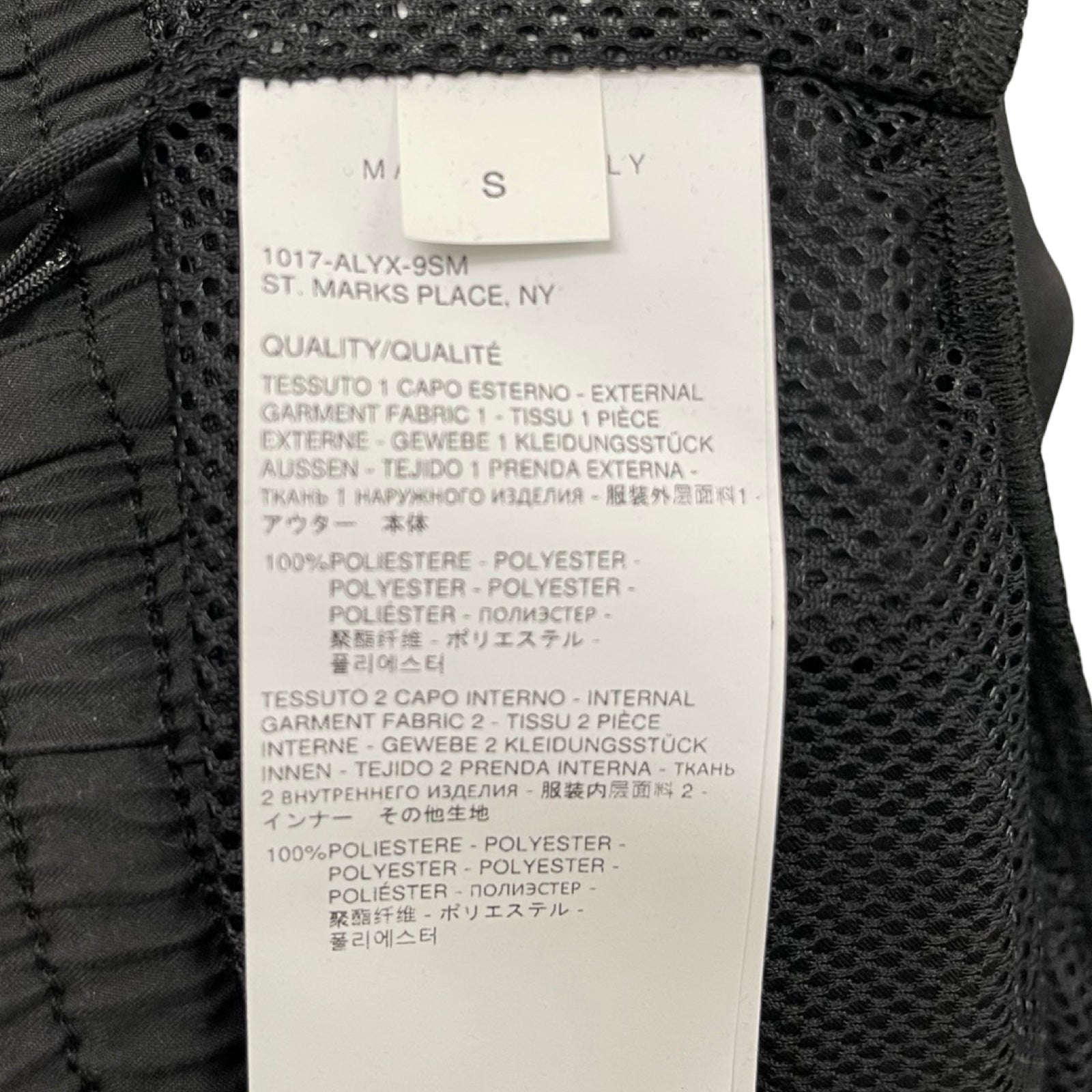 1017ALYX9SM 2022SS Cargo Pocket Swim Trunks AAMBC0019FA01 Size S