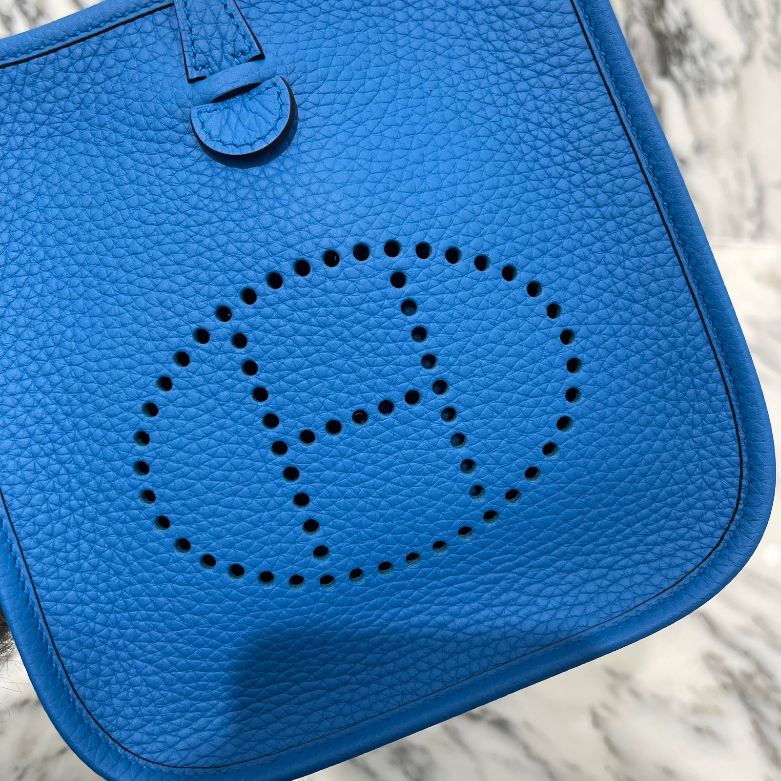 HERMES Evelyne TPM Mykonos Shoulder Bag W刻印（2024）エルメス エブリン TPM ミコノス ヴォーエプソン ショルダーバッグ