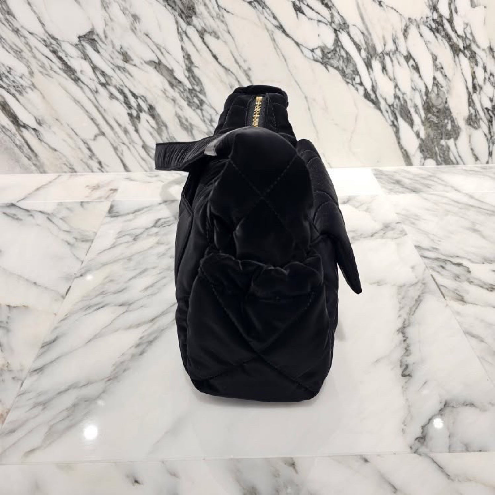 CHANEL 2024AW MATELASSE Lightweight Nylon Bowling Bag AS5054 B17670 94305