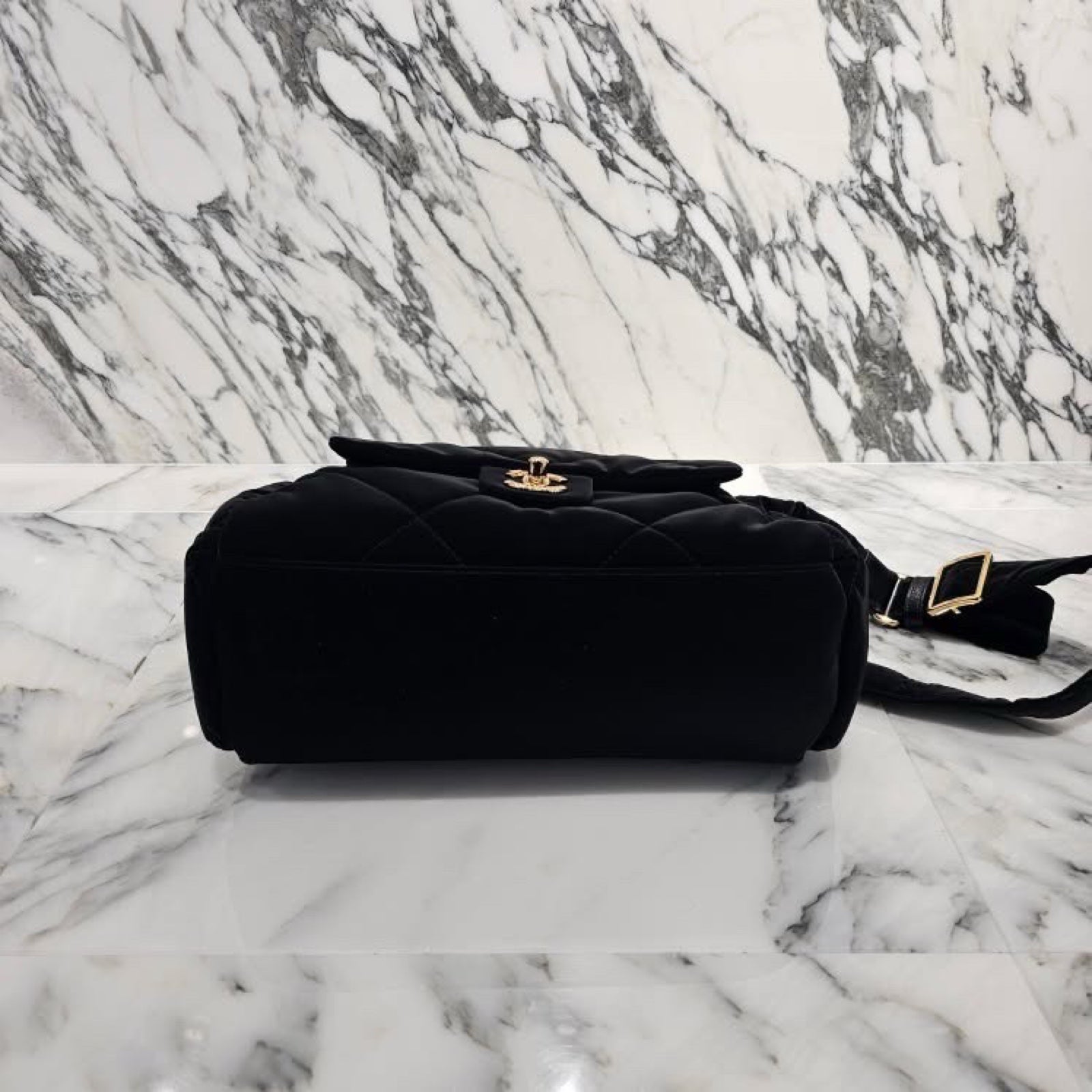 CHANEL 2024AW MATELASSE Lightweight Nylon Bowling Bag AS5054 B17670 94305