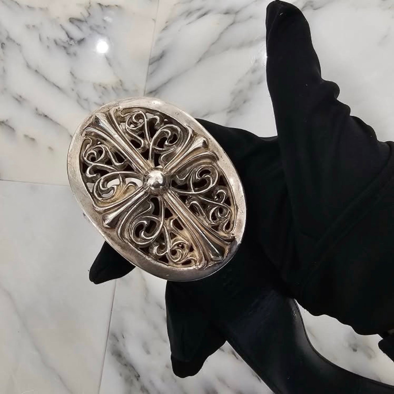 CHROME HEARTS Classic Oval Cross CH Plus Studs Buckle Belt Size 38 Inch