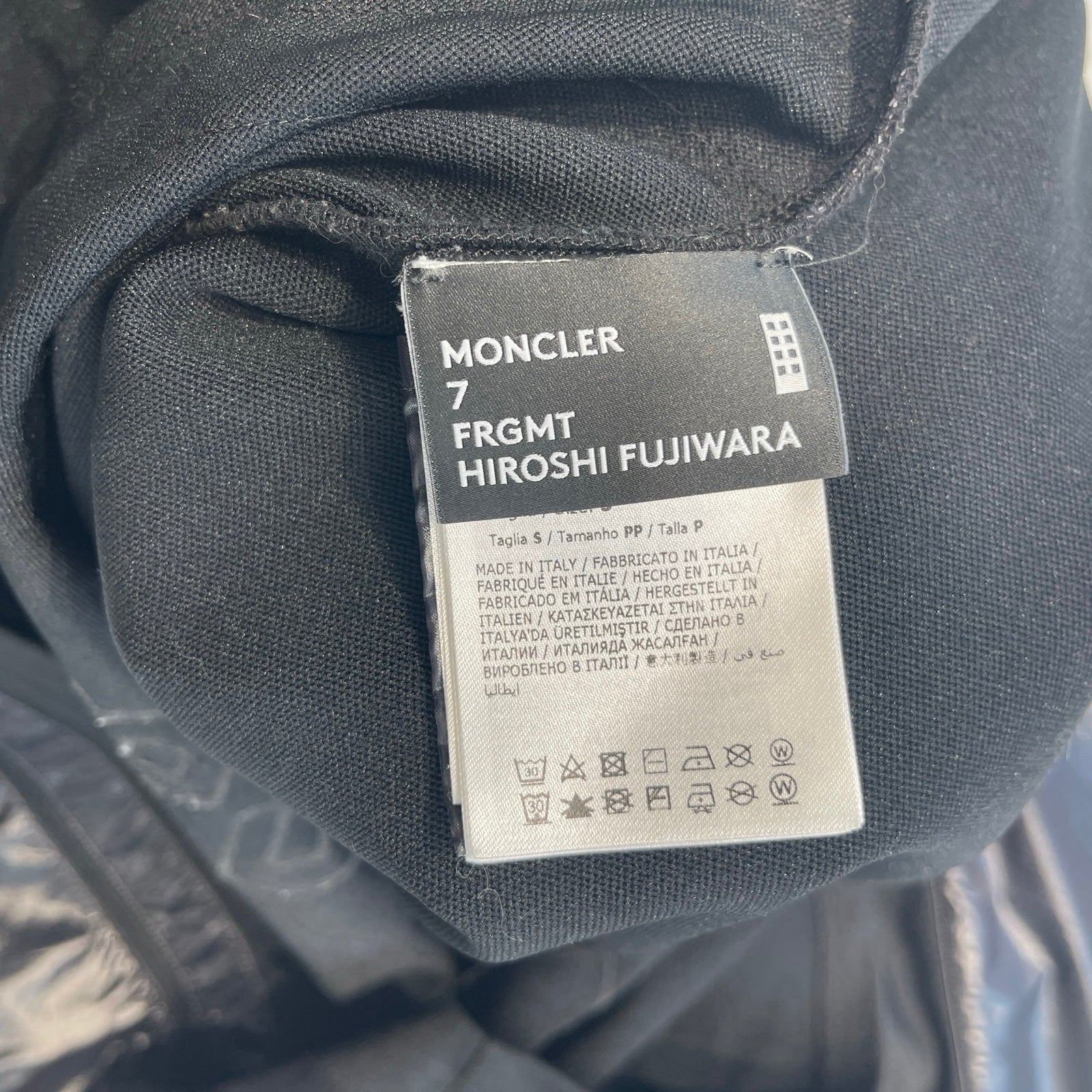 MONCLER 2022AW GENIUS 7 FRAGMENT SWEAT SHIRT 09U 8G000 04 M2355 Size S