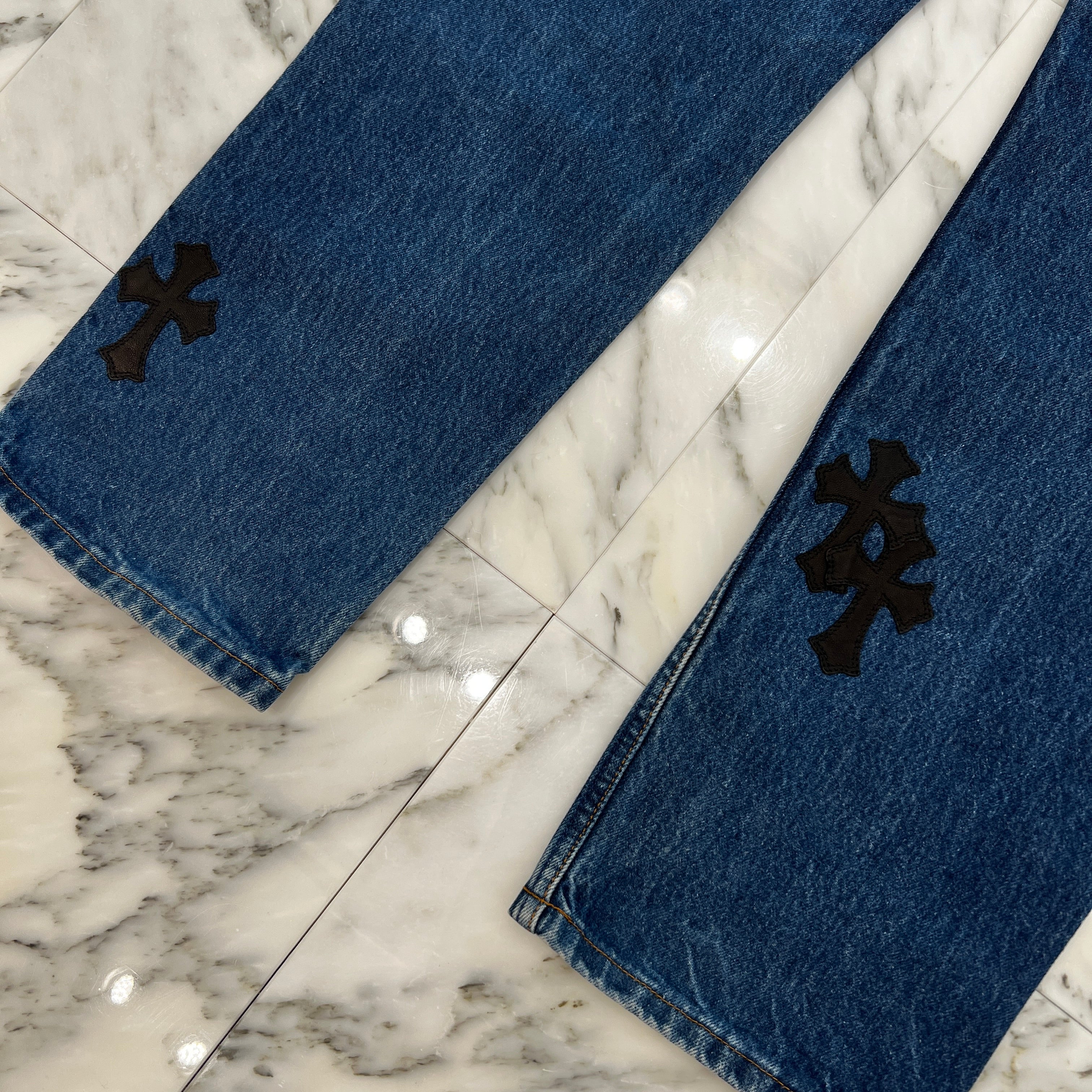 CHROME HEARTS × Levi's 505 VNTG Cemetery Leather Cross Patch Denim Pants Size 34 クロムハーツ × リーバイス 505 ヴィンテージ セメタリーレザークロスパッチ デニムパンツ サイズ34