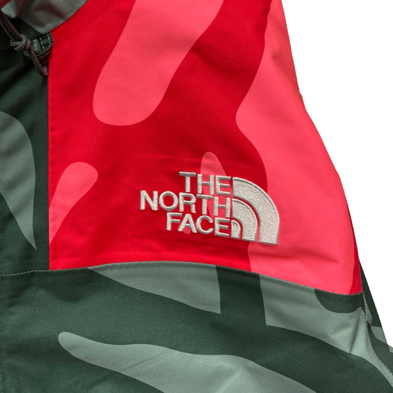 THE NORTH FACE × KAWS 2022AW Retro 1986 Mountani Parker Jacket NF0A7WLW75Y Size M