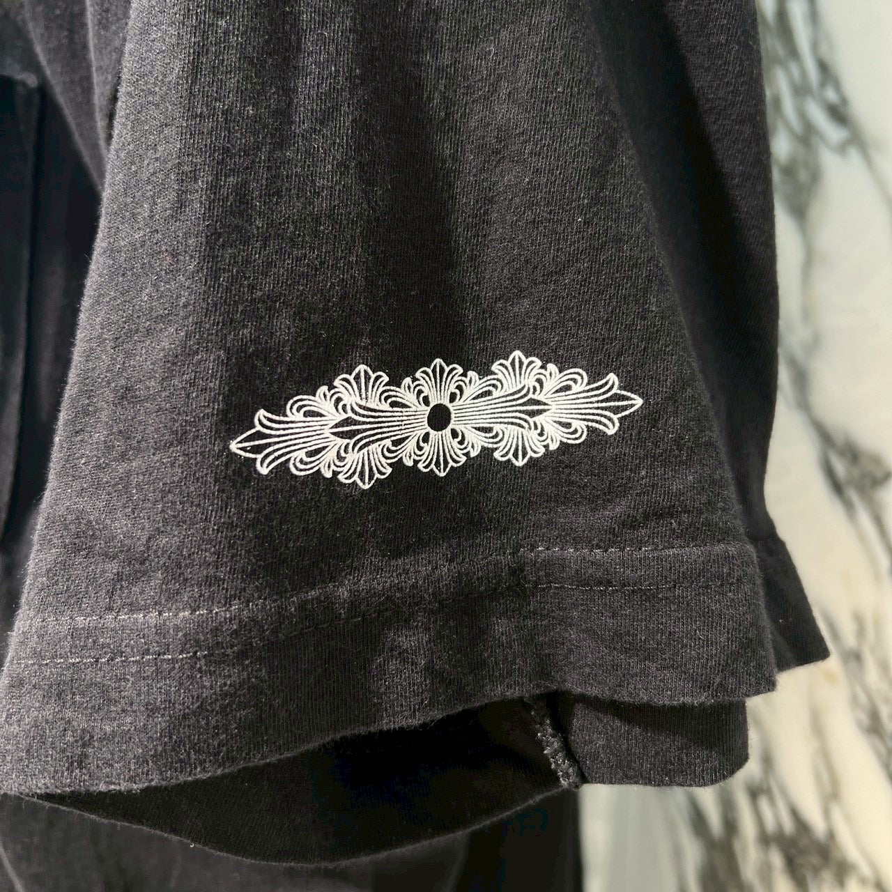 CHROME HEARTS × DEADLLY DOLL Back Horseshoe Print Tee Size XL クロムハーツ × デッドリードール バックホースシュープリント Tシャツ サイズXL