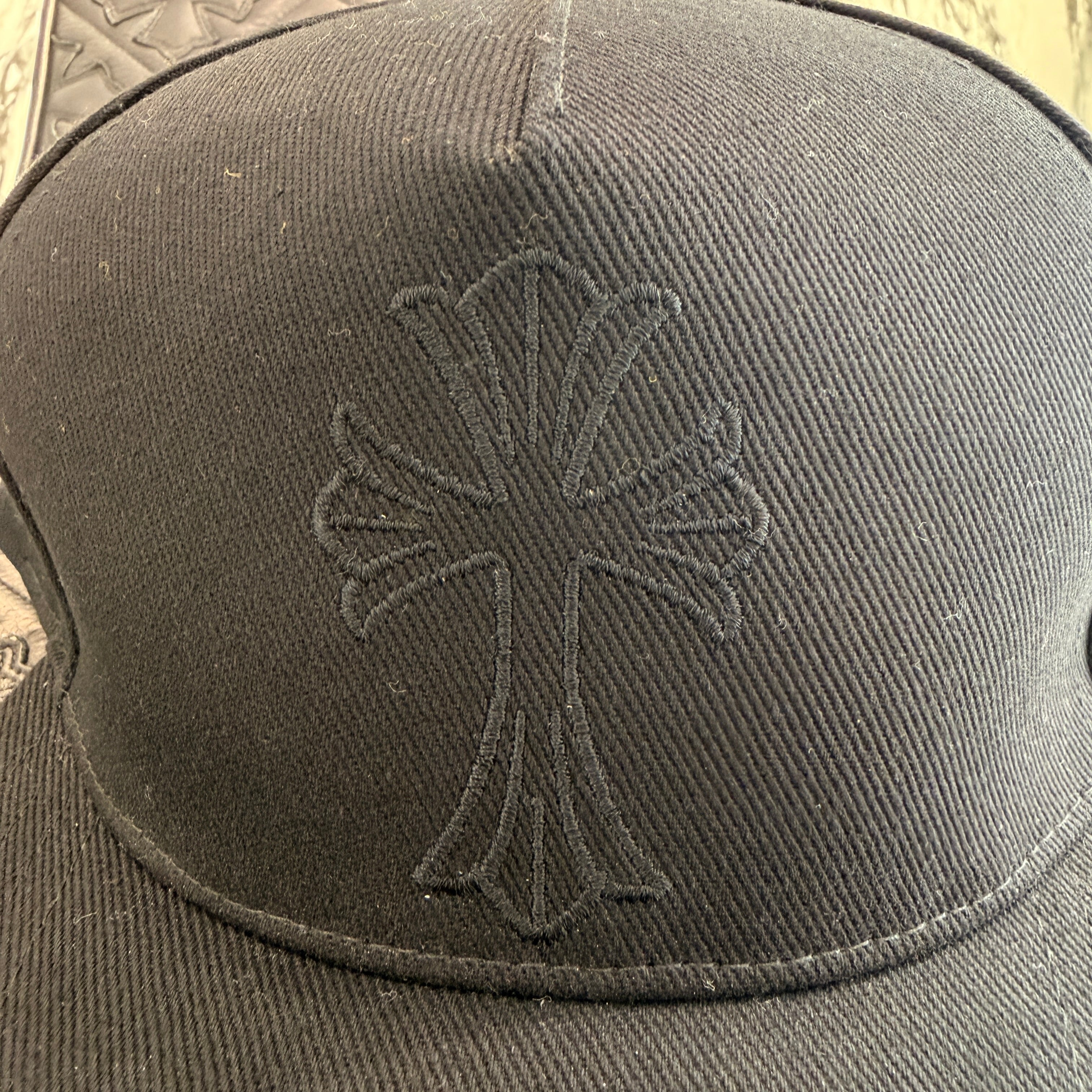 CHROME HEARTS Cross Embroidery Denim Baseball Cap Size ONE SIZE (53-60) クロムハーツ クロス刺繡 デニム ベースボールキャップ サイズONE SIZE (53-60)