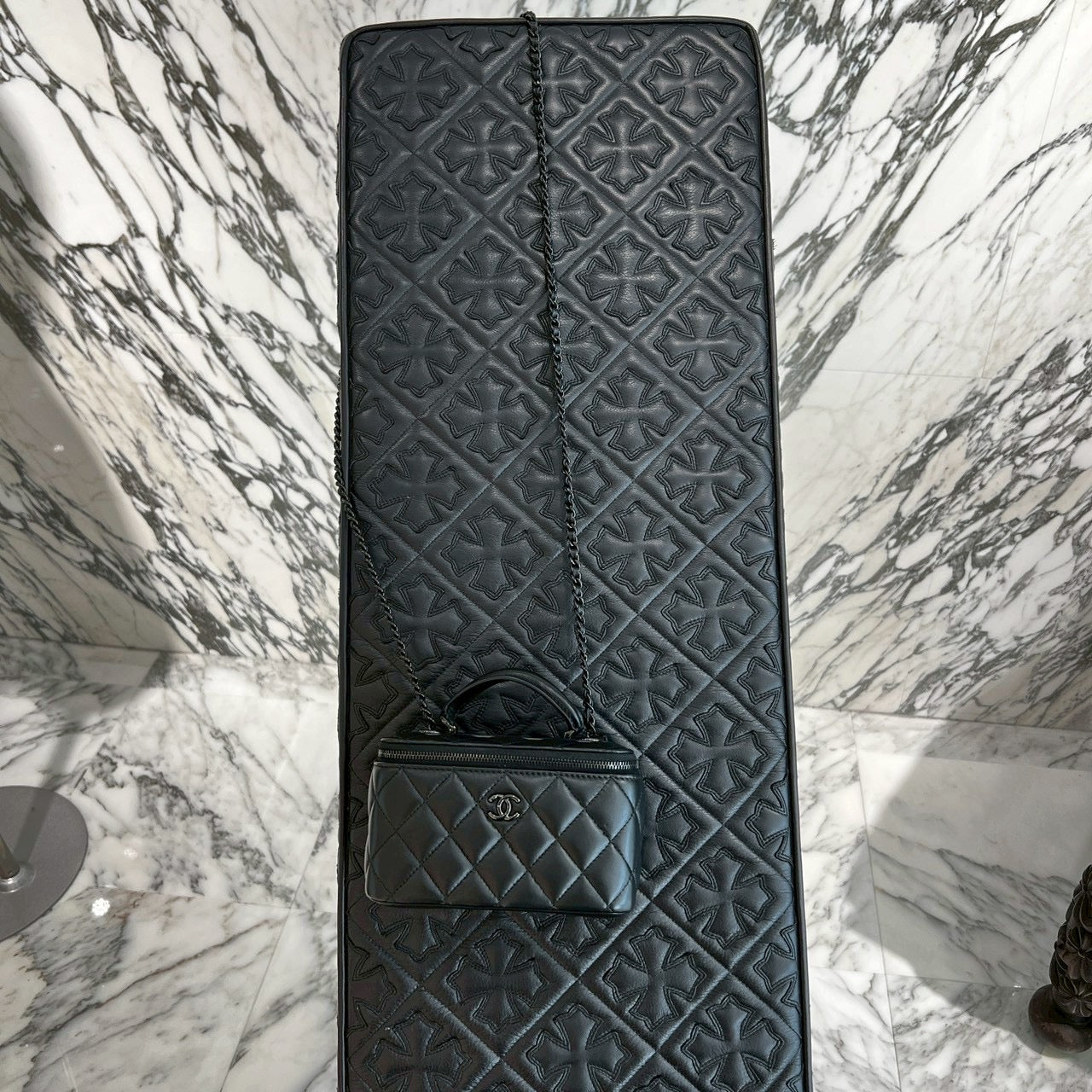 CHANEL Matelasse Vanity Case Shoulder Bag AP2199 シャネル マトラッセ ヴァニティケース ショルダーバッグ