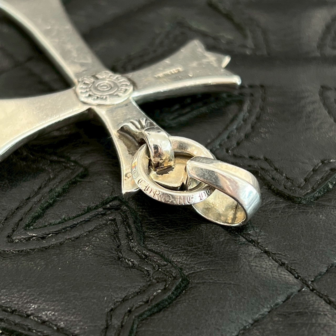 CHROME HEARTS Large Cross With Bail Pendant Top クロムハーツ ラージクロス ウィズ ベイル ペンダントトップ